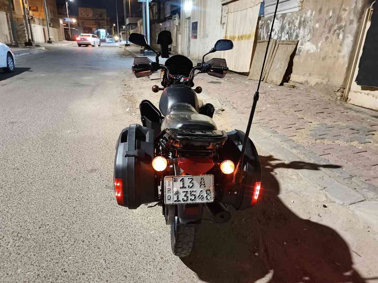 بوكسر ٢٣
مكفوله من كلشي وجاهزه ع وضع الشركه ومرقم وسنويه تحويل ثاني يوم 
السعر ٢٫٤٥٠٫٠٠٠
*********** خاص ممتوفر
