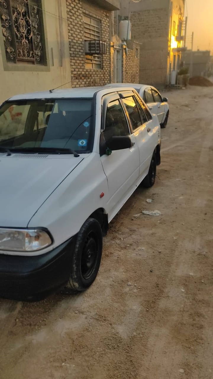مراوس بيجو سمند شعندك نزل سلام عليكم سياره سايبه للبيع موديل 12رقم نجف سياره جاهزه من مكينه وكير وحداديه وتخم تاير وكهربايات سياره حلوه ونضيف لايتات زنون سياره بيه بنيد مبدل فقط وبيه باردات معجون باب الوره مال صوب السائق والجاملغ امامي شويه فقط سياره حلوه ونضيفه كلش كدام العين  مكاني نجف حي نداء ***********

