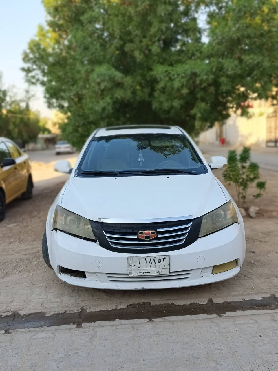 السلام عليكم
امكراند c7 
2013
محورة كير ومحرك كورلا 
تبريد ثلج 🥶
شاشة + كامرة
رقمها نجف مكانها نجف 
سعرها 41 وبيها مجال بسيط 
اتصال او واتساب ***********
