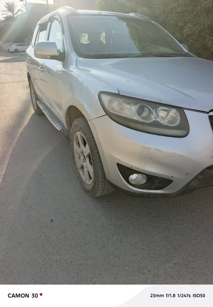 سنتافيا خليجي موديل ٢٠٠٩ ٦سلندر ٢٧٠٠ ؟ ٣قطع تبريد ٧راكب رقم بغداد انكليزي باسمي بيها تبديل جاملغ وباب الصدر ورصعة بداية البنيد السعر ١١٠ وبيها مجال وإذا مراوس نتفاهم ؟؟ ***********بس واتساب واليريد يدخل خاص
