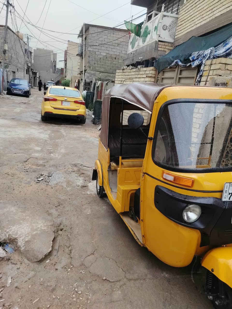 تك تك موديل ٢٠ كفاله بس دوس سعر مناسب لاستفسار 

***********
