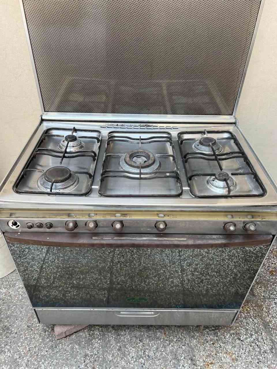 سلام عليكم
طباخ كريازي مستعمل للبيع
كلشي شغال بي 
تجي تجربه و تشوفه يلا تاخذه
السعر 120 الف
العنوان بغداد البياع المواصلات شارع الضغط
***********
