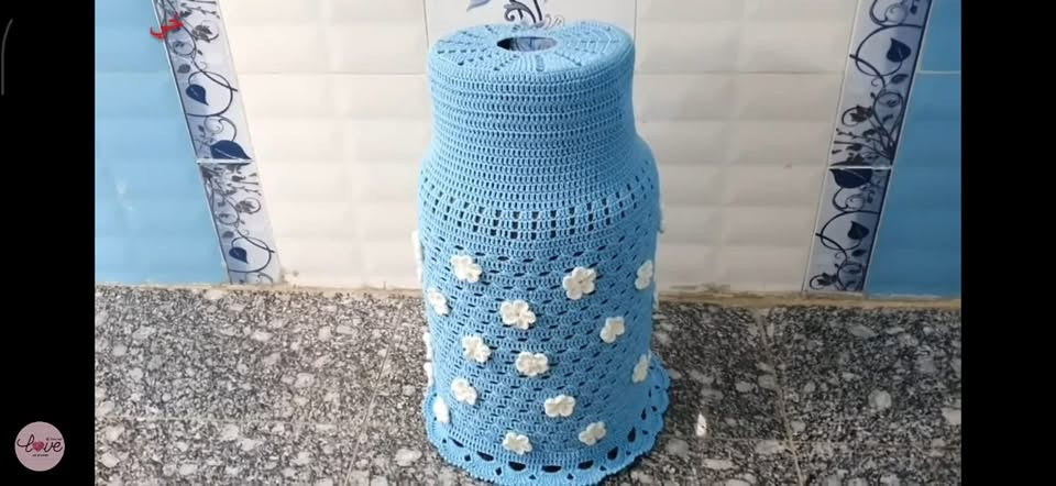 حياكة 🧶
غطاء دبة البراد و دبة الغاز بتصاميم و الوان حسب الطلب و و بأنسب  الاسعار  ✨
للإستفسار التواصل على الواتساب ***********
