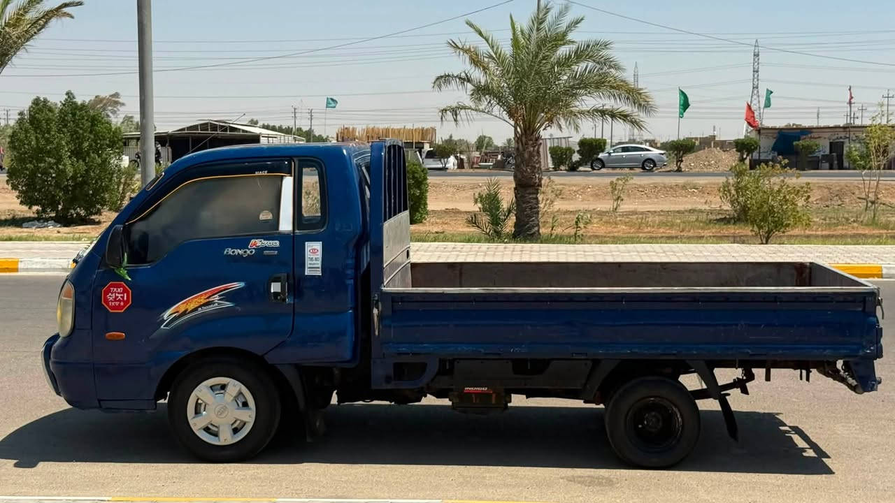 السلام عليكم. كيه بنكو مديل 7 رقم بصره دولي سنويه جديده 
مكينه حاويه جديده مكينه كير مكفولات  تخم تايرجديد  سياره جاهزء شاصي مكفول 
مكان السياره واسط سعر 63 بيه مجال بسيط 
***********
