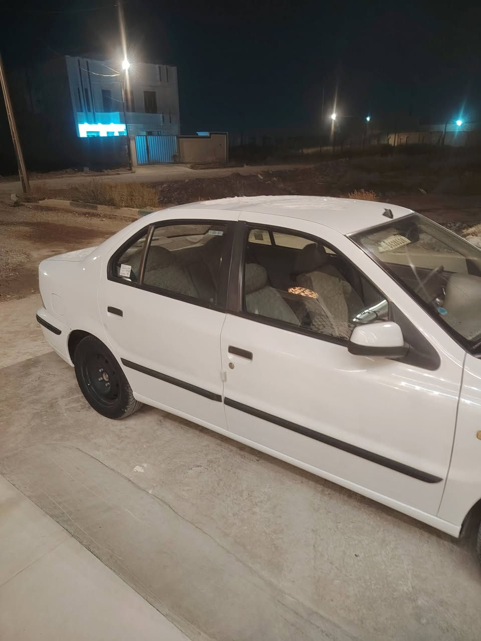 السلام عليكم سمند البيع ١١ ماشية ١٩ الف السيارة علة وضع الشركة ***********
