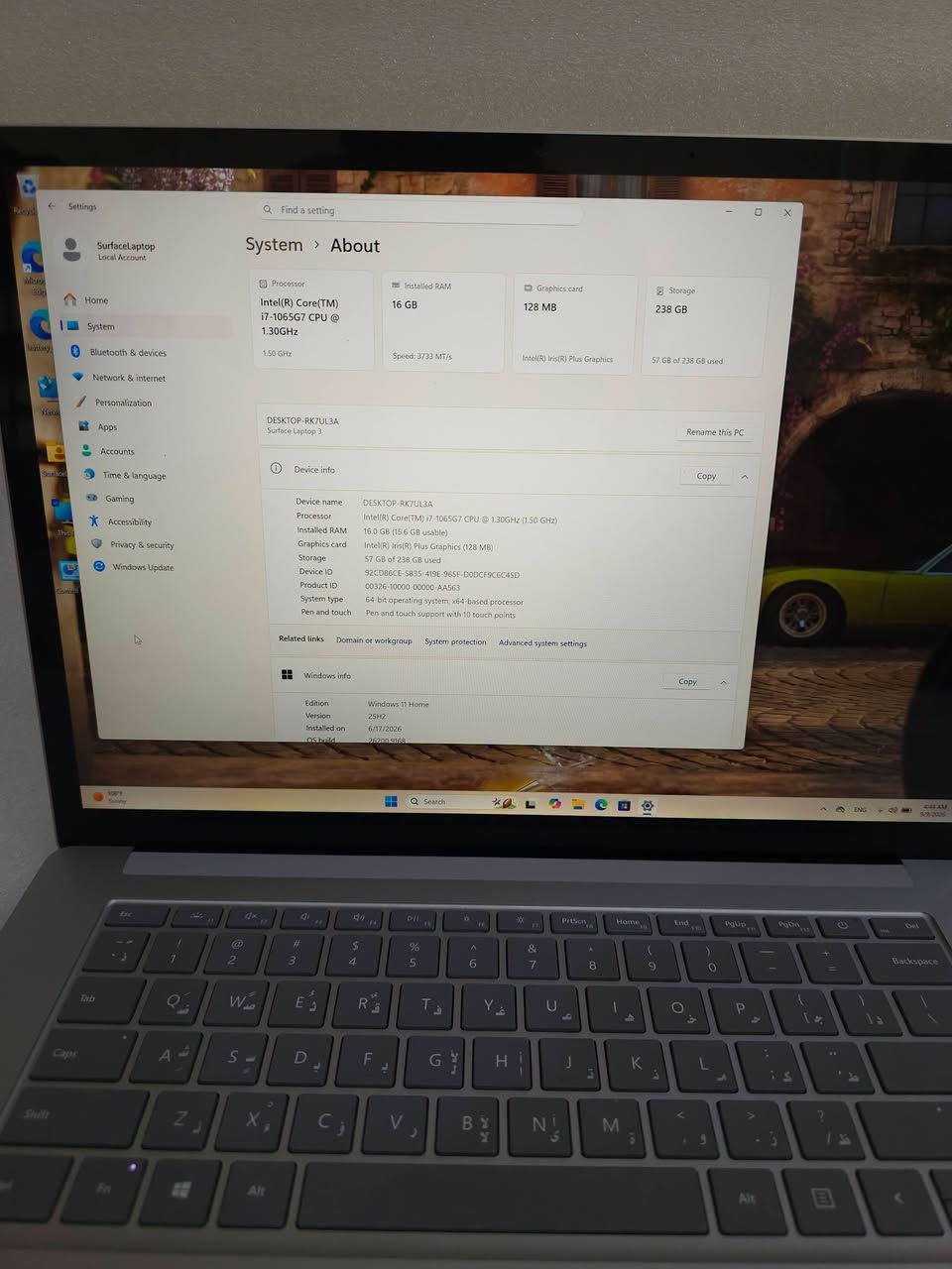 ✨ أناقة الـSurface… وحالة بطارية استثنائية.

🔥 Microsoft Surface Laptop 3

• 🧠 Core i7 – الجيل 10
• 💾 RAM 16GB
• 🚀 SSD 256GB
• 🔋 البطارية بحالة ممتازة جدًا — دورتان شحن فقط، يعني استخدام قليل جدًا للبطارية

💻 مناسب للدراسة والجامعة
📊 العمل والبرامج المكتبية
🌐 التصفح وتعدد المهام
💻 البرمجة
📂 الاستخدام اليومي والملفات

🤍 جهاز أنيق وعملي من سلسلة Surface، بمواصفات مرتبة وحالة بطارية مميزة جدًا.

💎 Surface Laptop 3 — اختيار أنيق، عملي، وحالته تحچي عن نفسه.

🔥 **Core i7 | RAM 16GB | SSD 256GB | بطارية بدورتين شحن فقط**

💰 سعر منافس!
🚚 توصيل لجميع محافظات العراق
🛡️ ضمان 10 أيام
📩 للاستفسار راسلونا خاص أو واتساب على ***********
