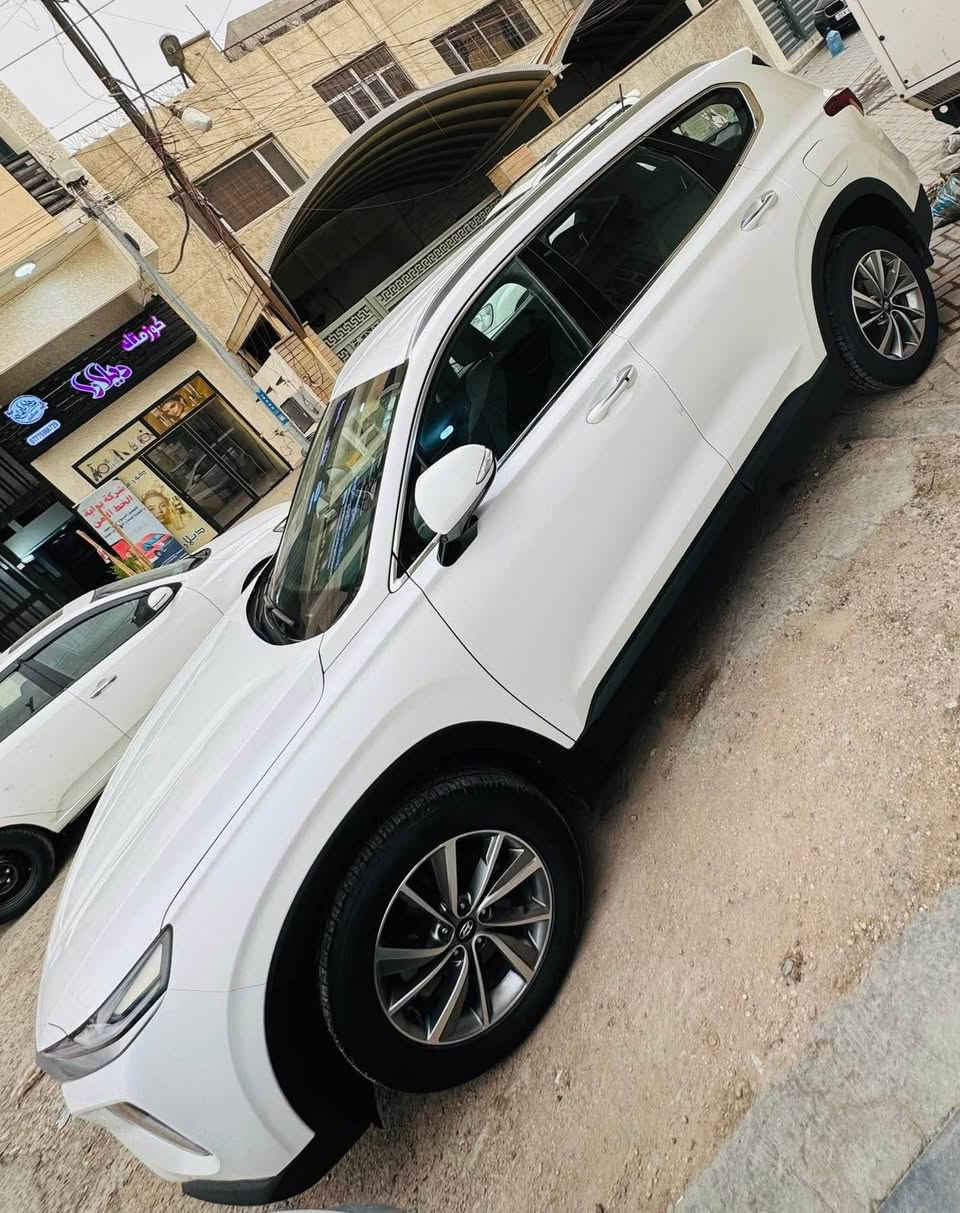 هونداي سنتافي موديل 20 سليمانيه بأسمي لسنويه
ماشيه74 كفاله عامه 4 سلندر مكينه 2400 رقم التلفون
*********** البصرة, العراق
