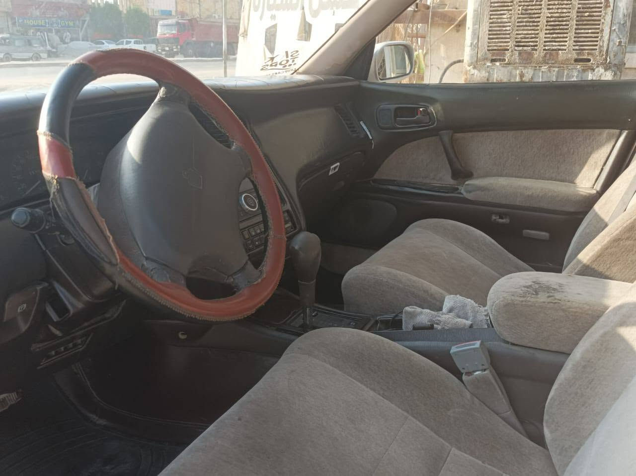 بطه 95 كير و محرك مكفولات كهربائيات كلها شغاله حداديه جديده تحويل مباشر السعر 50 وبيها مجال حك الجيه المكان حله شارع 80 رقم الهاتف ***********
