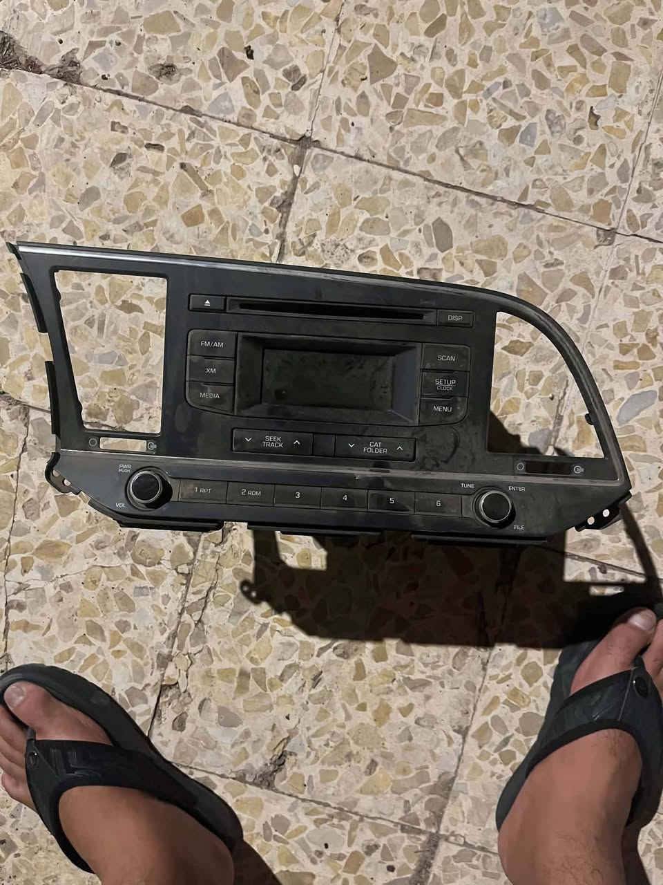 السلام عليكم كاعيات النترا ترهم من ٢١ لل٢٥ امريكيات اصليات وفرشة صندوك ترهم من ٢١ لل٢٥ نرمايد بنيد اصليات زوج يمنه ويسره مسجل مال النترا يرهم من ١٧ لل٢٠ مكان بغداد للإستفسار ***********
