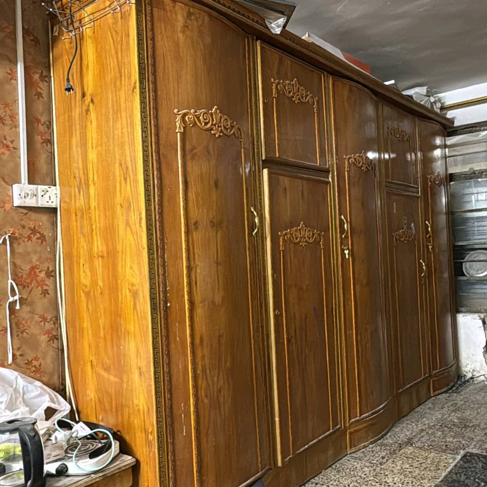 كاونتر • ٥ بيبان • نضيف