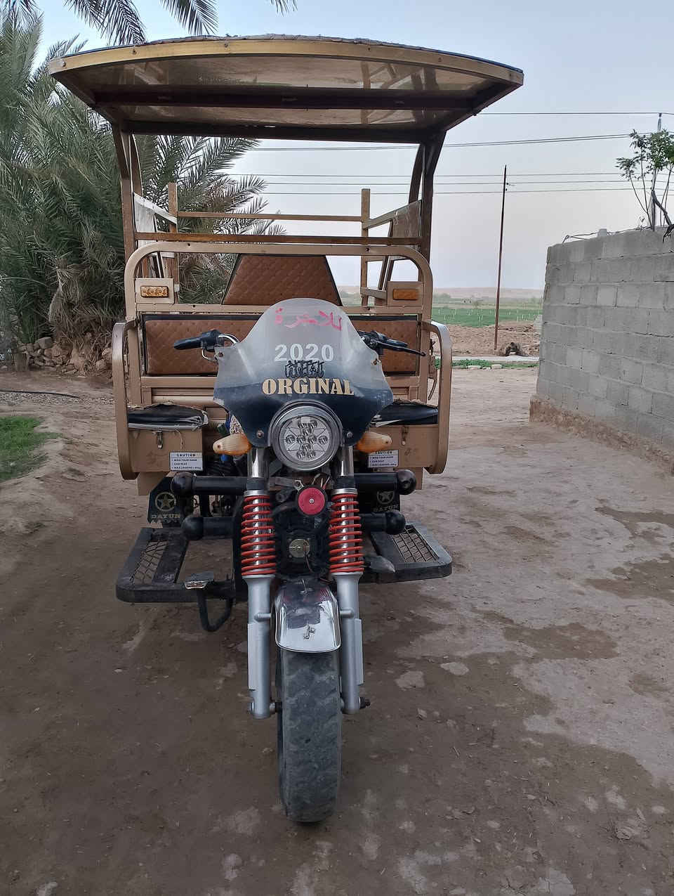 سلام عليكم 
ستوته فحل للبيع موديل /20/جاهزه لشغل 
اوراق كامله محرك شرط من التبديله لتبديله 
كير خفيف ثقيل 
تايرات الخلفيه جدد مع السبير جواه مع جك ويل سبانه 
ستوته مكمركه اوراقه كامله 
ترهم مراوس موطور من ال 750 وجوه 
السعر /1,700 بيه مجال 
الخاص مفتوح 
رقمي /***********
مكان العبيدي
