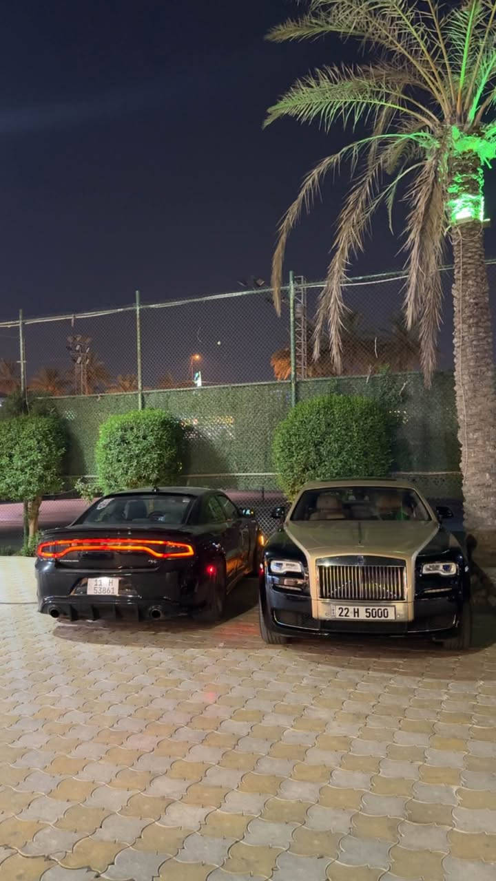السلام عليكم 
جارجر 2023 RT سوبر تراك باك
رقم بغداد الدولي الجديد بأسمي 
المحرك: 8 سلندر 5700 🔥💪🏻
المواصفات: فول الفول عدا الفتحة
*كشنات خزن
*شاشة كبيرة 
*سوبر تراك باك 
*كشنات كنتاره
*كشنات كهرباء 
*تشغيل عن بعد 
*انظمة قيادة 
وباقي مواصفات جارجر معروفه 
حادثها جاملغ وبنيد وبيه صبغ 3 قطع 
لاشاصي لايسر بي تعديل فقط بدون كص او لحيم 

السعر 168 
مكان السياره بغداد حي العدل 
للاستفسار *********** بغداد, العراق

نص مكتوب في الصور:
- جسر الجادرية
- Al -Jadriya, Karada Kharidge Road