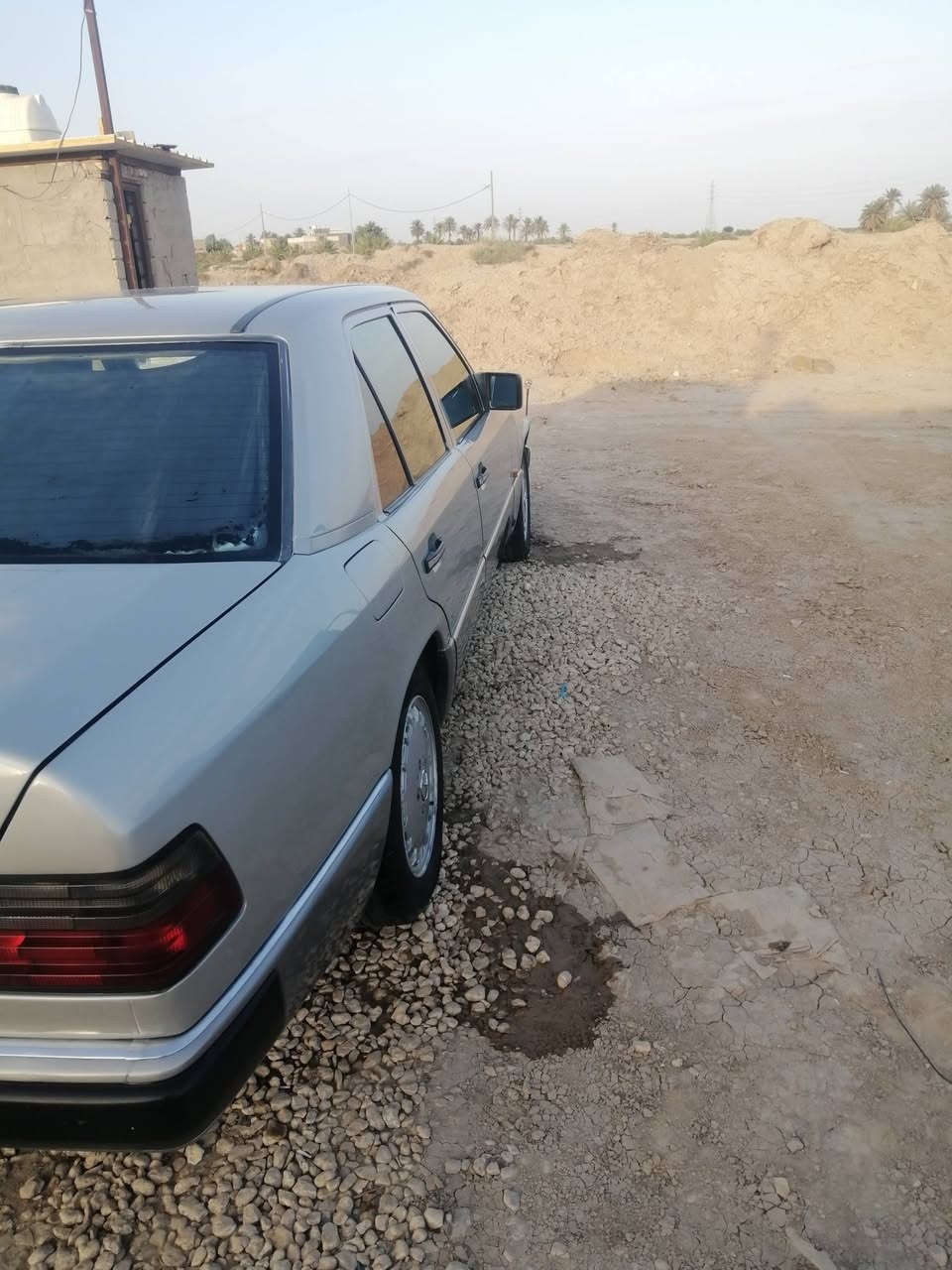 السلام عليكم سياره مارسيدس لبيع مديل ٨٩رقم بغداد باسمي مكينه ففيتي ٣٠٠٠ سياره جاهزه من كلشي تبريدتدفئه جام كهربائي كشنات كهربائي مري كهربائي تخم تاير جديدحداديه جديده استوني مبدبله سياره على وضع الشركه كهرابائيات كله شغاله السعر٧٥ وبيه مجال قليل العنوان ديوانيه قضاء عفك رقم *********** او ***********

