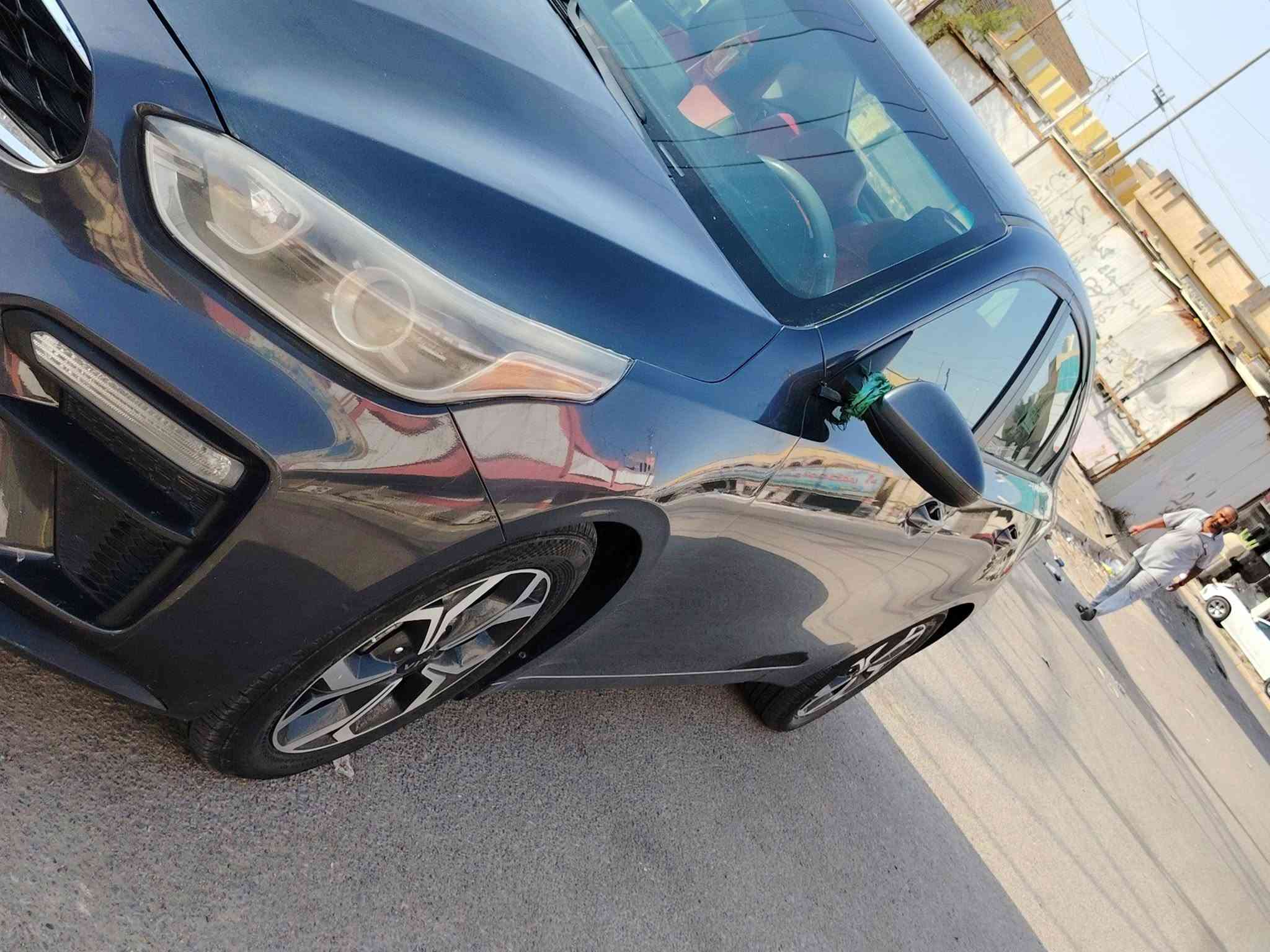 كيا فورتي 21 وارد امريكي 
ضرر جاملغ وبنيد جهة العبري فقط
السعر 105 تفاصيل اكثر خاص
رقم الهاتف ***********
