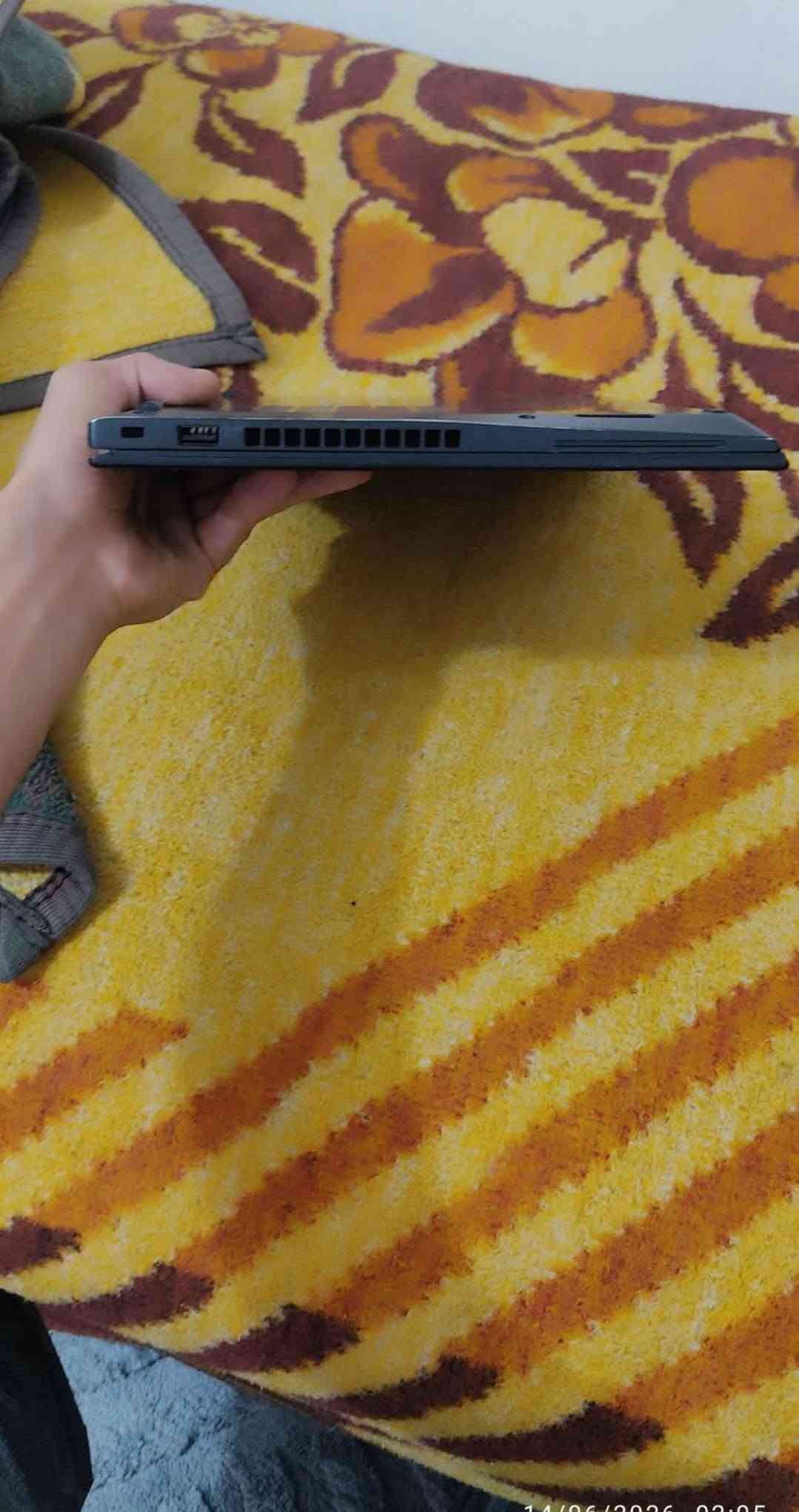 رايزن ٥ برو 4650U • ٨ جيجا رام • ١٤ إنش
