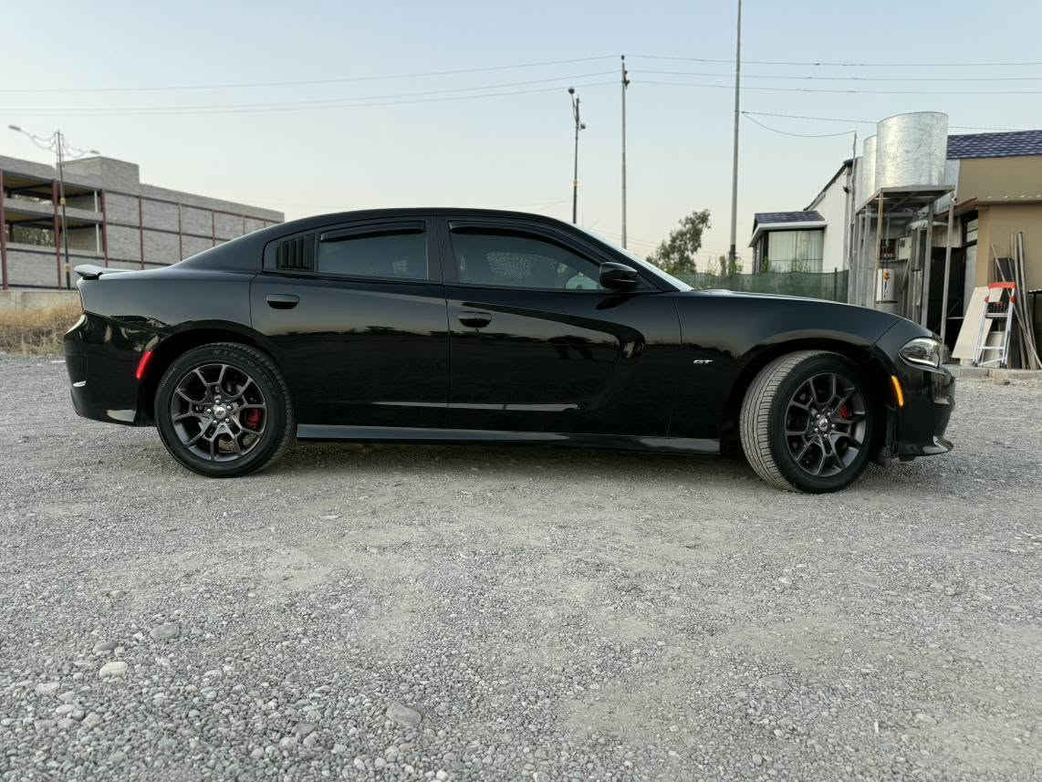 🔥 للبيع | Dodge Charger GT AWD 2018 Full Option 🔥

✅ Super Track Pack
 ✅ دفع رباعي AWD ذكي عند الحاجة 
✅ 125,500 ميل قابل للزيادة 
✅ إيرباك سليم 100%
✅ بدون صبغ نهائي (فقط تبديل دعامة وتعديل بارد بمكان الحادث)
✅ صور الحادث موجودة بالمنشور .

السيارة نظيفة جداً من الداخل والخارج، جاهزة للاستخدام .

أبرز المواصفات:
✔️ رادار أمامي.
✔️ نقطة عمياء.
✔️ كراسي جلد كهربائية مع ذاكرة.
✔️ تبريد وتدفئة للمقاعد.
✔️ تدفئة ستيرن.
✔️ شاشة كبيرة تدعم Apple CarPlay.
✔️ نظام صوت Alpine.
✔️ تشغيل عن بعد.
✔️ مراية خلفية تنزل تلقائيًا بالرجوع.
✔️ Super Track Pack.
✔️ جهاز Tazer مضاف.
 
صور الحادث بالمنشور 
السعر: 185 ورقة (قابل للتفاوض بالحدود المعقولة بعد المعاينة فقط).

السيارة بالموصل
📞 *********** موصل, نينوى
