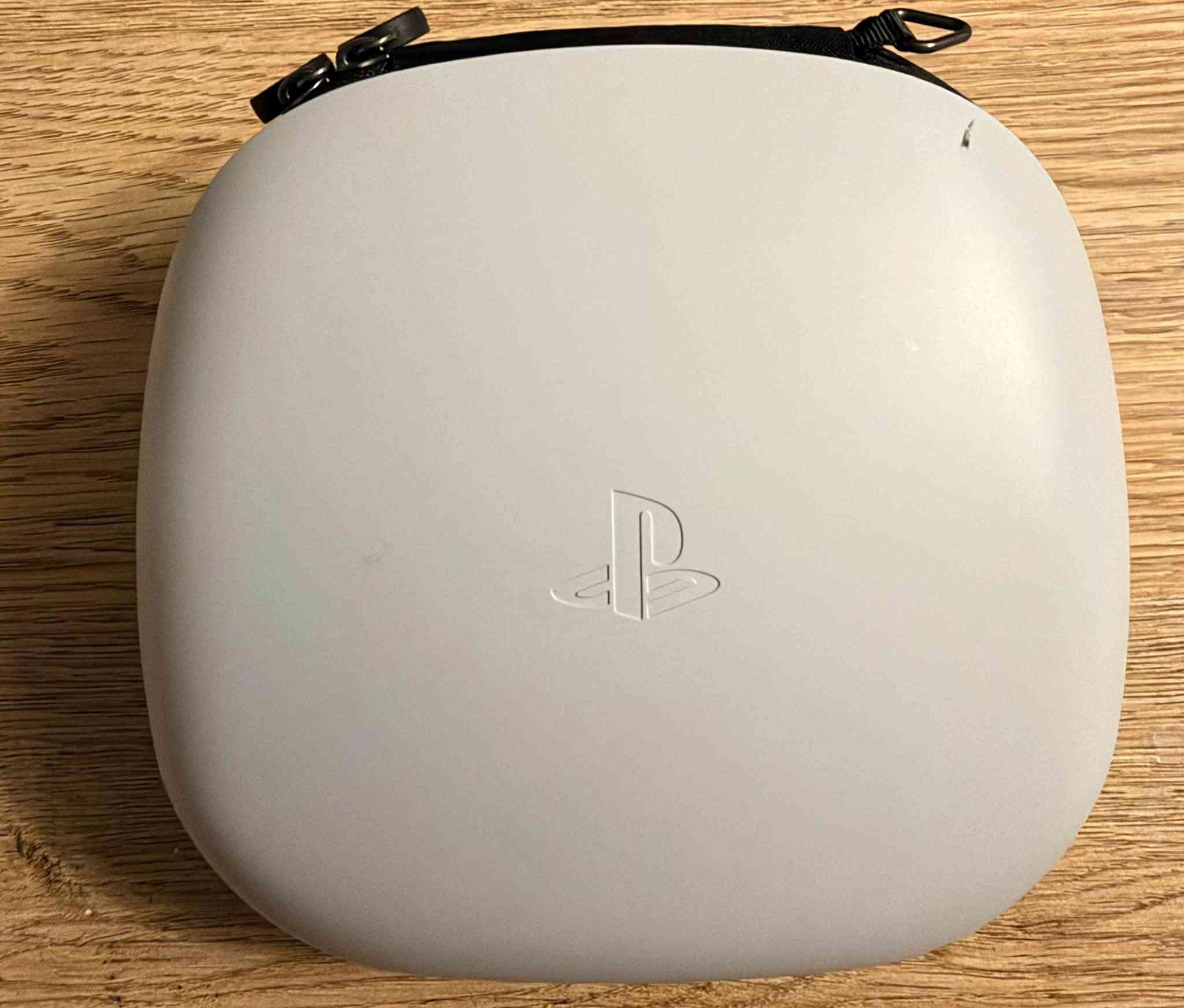 كنترولر playstation5 الاحترافية (dualsense edge) استخدم (شهرين) للبيع مع كامل ملحقات للاستفسار الاتصال على الرقم. ***********
