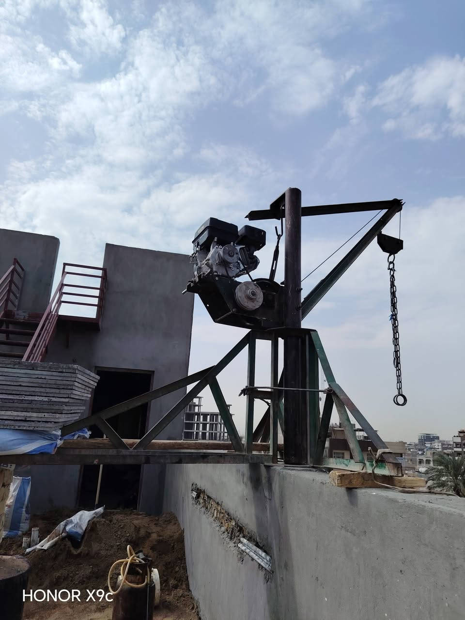 ونج نجفي • ١٣حصان • ٤ عرباين