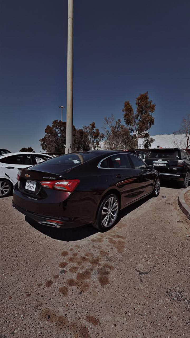 للبيع
ماليبو 2020
مواصفات LT المعروفة 
مكينة 1.5 Turbo
السيارة بحالة جداً نظيفة وايدي بيها وادامة كل ٦ اشهر  
مكينة وگير وراديتر كلهن بلادي ممفتوحات كفالة
 صدر بحالة ممتازة ، كهربائيات السيارة كلها سليمة

حادث السيارة موضح بالصور
سونار السيارة موجود بالصور

السيارة ماشية 150 الف كيلو

السيارة رقم بغداد  
مكاني بغداد شرط التحويل

السعر 100 ورقة وبيهه مجال 
والله السياره نقص مابيهه كلش جديده 

التفاصيل كلها موجودة بالصور ، الشراي يتصل على الرقم
***********
 واتس اب
