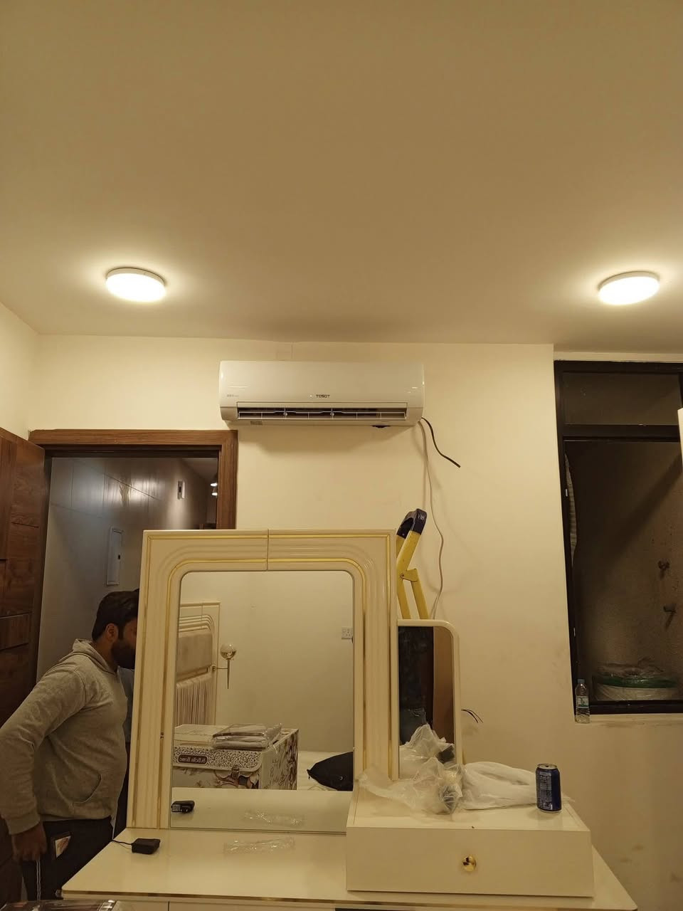 ورشه تبريد متنقله في بغداد 🌐 
لتنصيب وتركيب سبالت ❄️ وفتح سبالت ❄️ وغسل وتنظيف جميع انواع السبالت 💧
📍(نصلكم جميع مناطق بغداد 🌐) 
////////////////////////////////////////////////
♦️جزء من اعمال ورشتنه لهذا الاسبوع ♦️
1️⃣ تنصيب سبالت نوع توسوت TOSOT البلسان 2طن 3طن غاز 410R في منطقه المنصور/ ولبياع
2️⃣ تنصيب سبالت نوع (كري/ميديا/اوكس/LG) تحكم بالامبيريه 
3️⃣ فتح سبالت أخرى مع غسلهن عدد 3💧
✅ نصلكم جميع مناطق بغداد 🏠
✅ سرعه في إنجاز العمل مع ضمان 

⭕ للتواصل عبر الرقم:
📱*********** واتساب ✅ 
او مراسله الصفحه 📩
