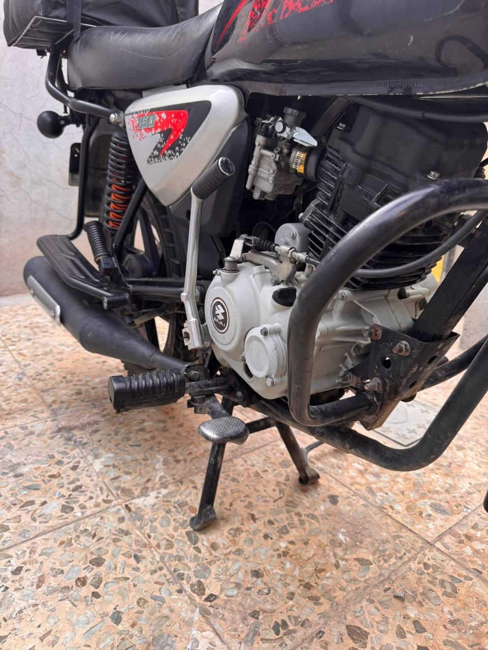 بوكسر موديل ٢١
رقم وسنويه بغداد
ابسمي //////
مجفته بوشه وبستم
اي نقص مابيها كامله وكلشي بيها شغال
نضيفه كلش شرط اي نقص ماكو من كلشي ميكانيك او كهربائيات اي نقص ماكو
العنوان بغداد الصابيات جسر الدوار
قرب شارع ١٠٠
للاستفسار الاتصال
***********
