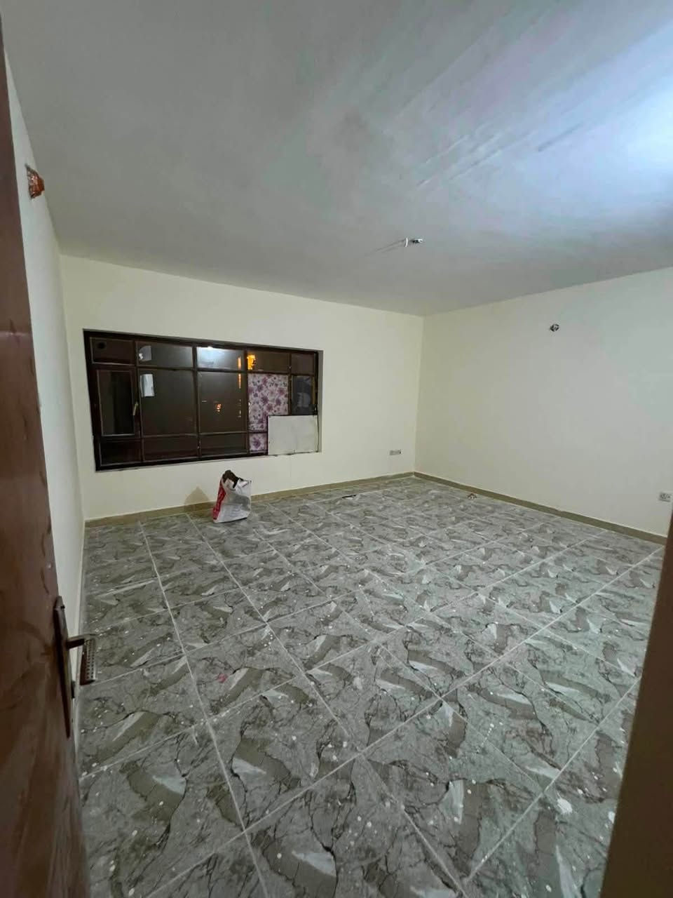 � للإيجار في السيدية –
📐 المساحة: 150 متر – ركن

🚪 مدخلين

🚗 كراج

🛏️ 3 غرف نوم

🚿 خدمات صحية

📍 الموقع: السيدية – مربع ال 400

💰 الإيجار: مليون قفل 🔒 

للأستفسار اكثر☎️📞

***********
