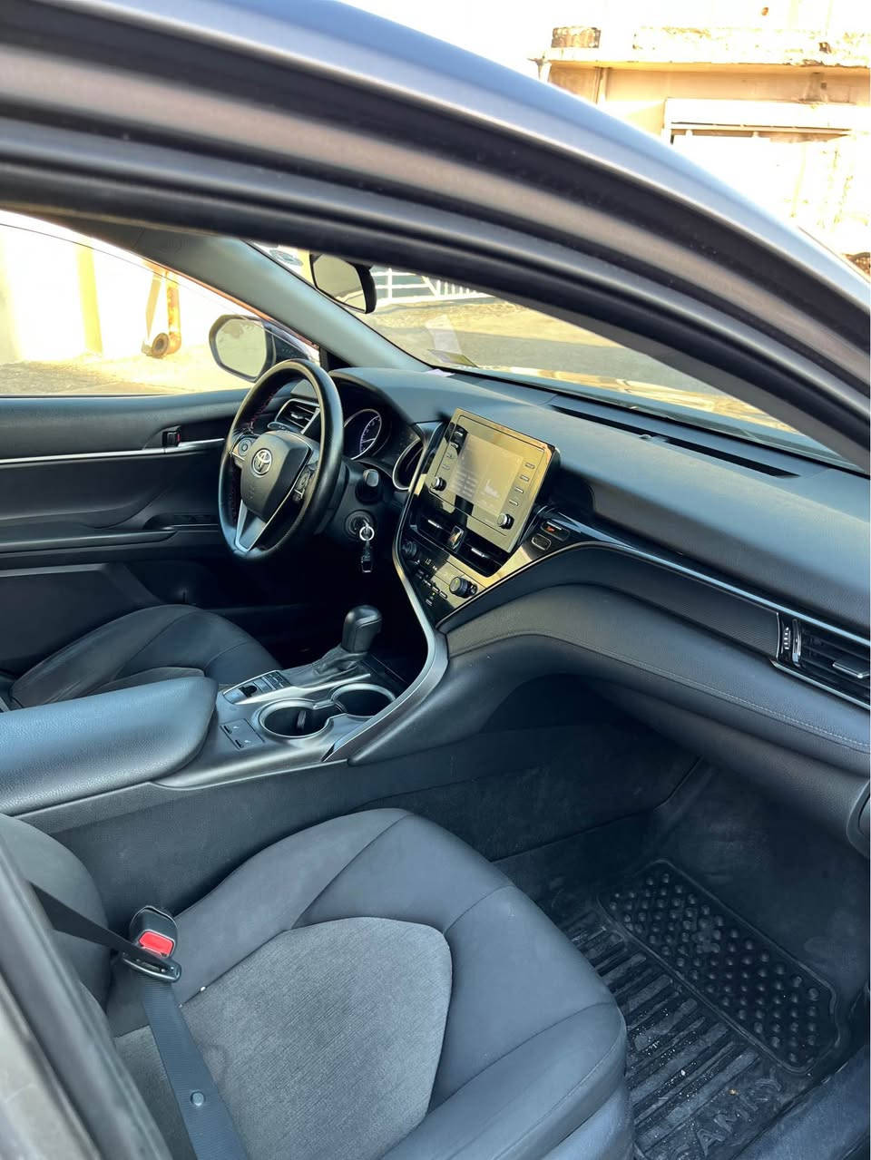 Toyota Camry22022-Le AWD
دوو بارجه صبوغ بي داخلي بي يرباك قباخ صندوق صبغ كه ل جملغي بشتي بي داخلي شرت دبل اكسن كوشن هيته ر سكان هيته ر كوشن كهرباي و كوشن خزن 
گير و مكينه تحويل و وكاله شرت
رقم و سنوي جديد 
*********** اكر, نينوى
