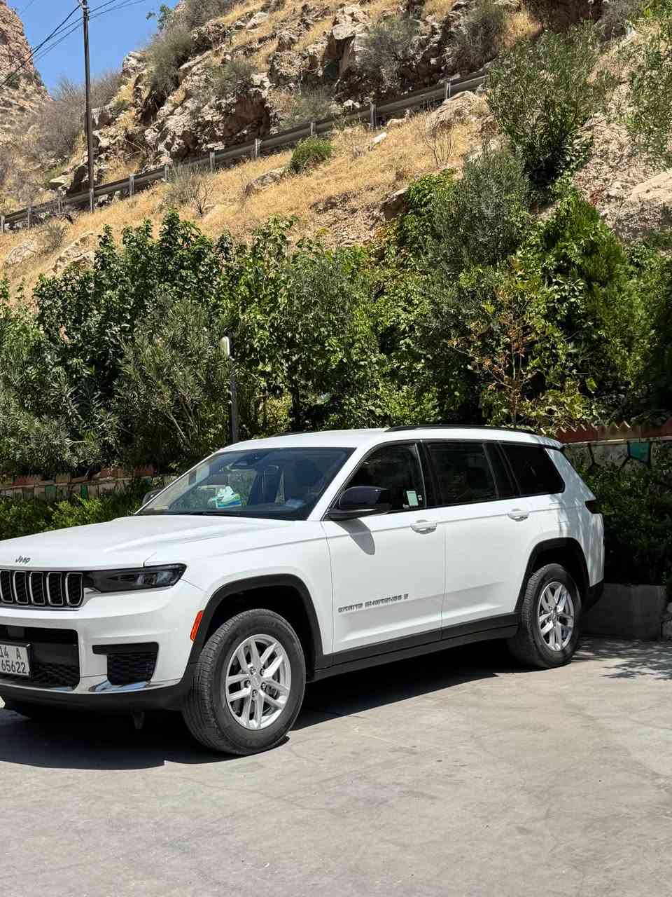 جيب كراند شيروكي مواصفات لاريدو موديل 2023 ماشيه 44كم 
السعر 285
الرقم *********** الزبير, البصرة
