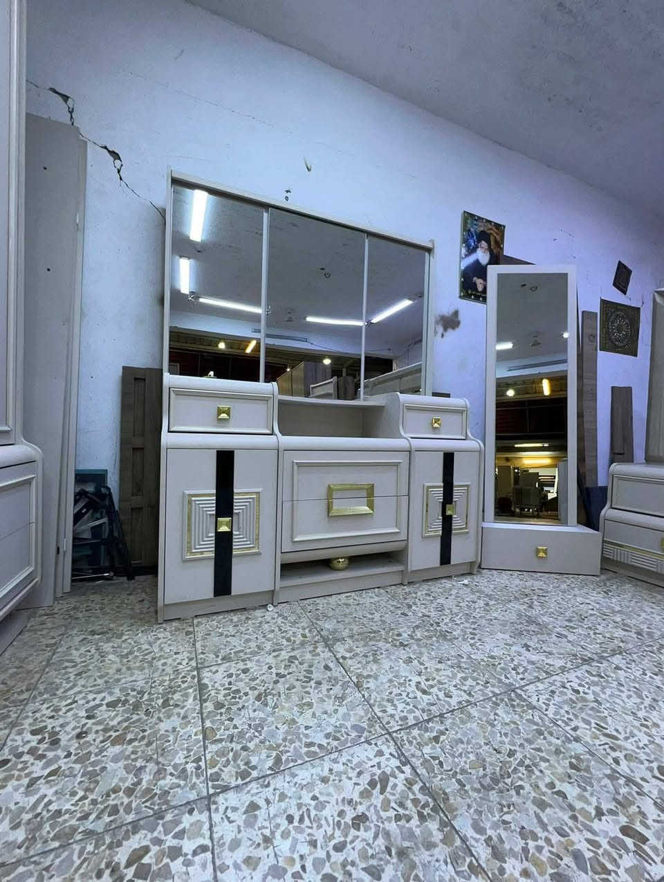 تواصل واتساب***********

