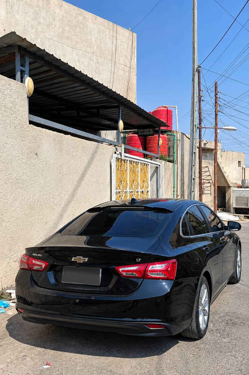 شفروليه ماليبو 2022 LT للبيع
الموديل: شفروليه ماليبو Malibu
السنة: 2022
الفئة: LT
المحرك: 1.5 لتر تيربو – 4 سلندر
القوة: 160 حصان
العزم: 184 رطل-قدم ≈ 249 نيوتن.متر
القير: CVT أوتوماتيك
الدفع: أمامي FWD
عدد المقاعد: 5
سعة خزان الوقود: 59.8 لتر تقريبًا
استهلاك الوقود: 29 مدينة / 36 طريق سريع MPG
الجنوط: ألمنيوم 17 إنش
الشاشة: 8 إنش
Apple CarPlay: موجود
Android Auto: موجود
Bluetooth: موجود
كاميرا خلفية: موجودة
مثبت سرعة: موجود
تشغيل ودخول بدون مفتاح: موجود
مقاعد خلفية قابلة للطي 60/40
تحكم بالمقود: موجود
نظام ABS وفرامل ديسك أمامية وخلفية �
Edmunds +0⃣7⃣7⃣3⃣8⃣1⃣1⃣1⃣3⃣9⃣4⃣ البصرة, العراق

نص مكتوب في الصور:
- iQ
