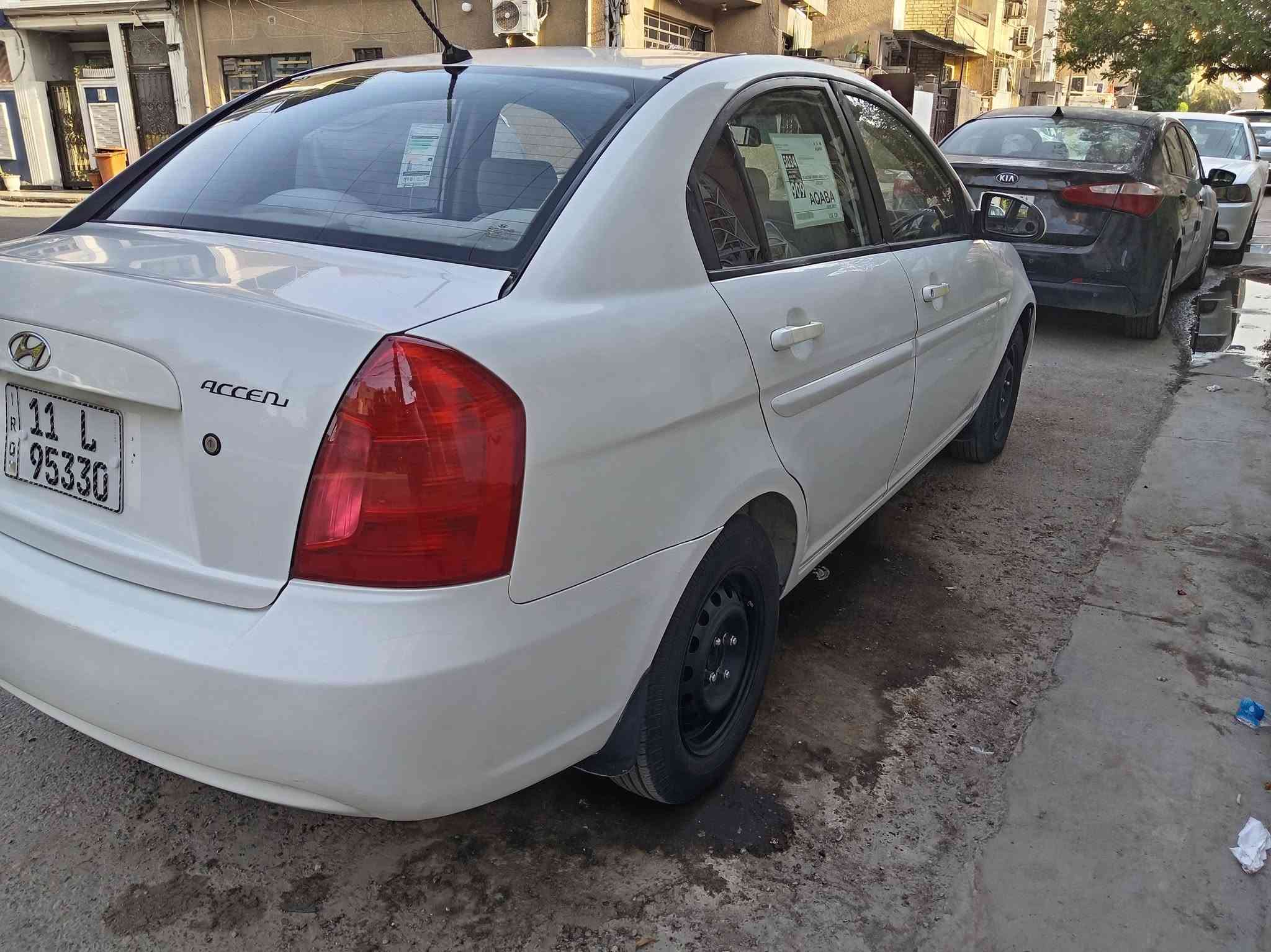 هونداي  أكسنت خليجي ٢٠٠٩  محرك ١٦٠٠ دبل قطره كير اوتو جام كهرباء شاشه كامره تحكم ستير سياره مكفوله من الحادث والتبديل بيها فقط قطع كلير فقط للبيع او مروس سعر ٧٨ ***********
