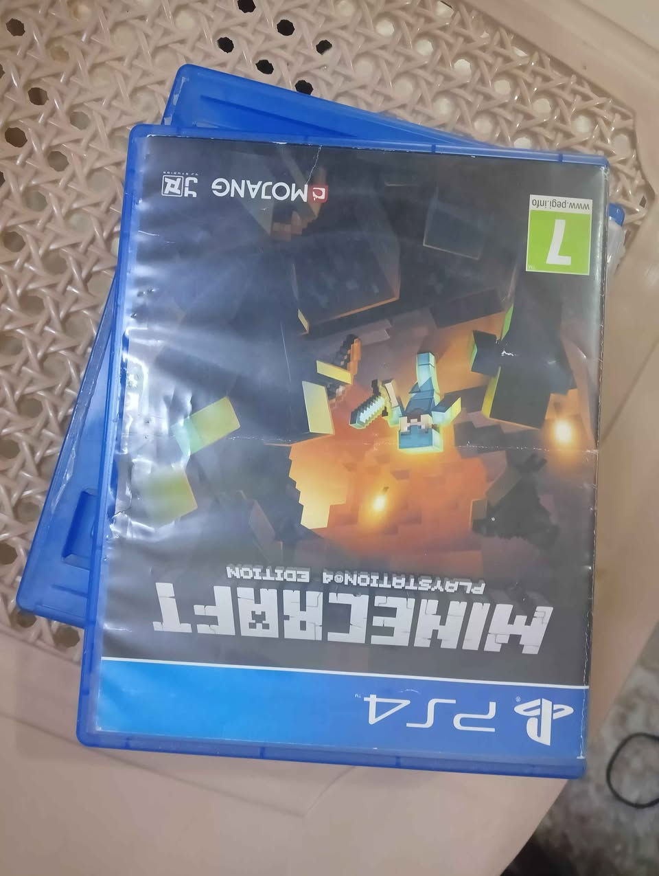 Ps5 بێ بۆکس
Hyperx cloud 2 wired لەگەڵ بۆکس و شتی ئۆریحیناڵ 
1 controller
4 CD 1.minecraft 2.cod mw1 2019 3.battlefield 5 4.pes2020
مەعامەلەش هەیە و گەیاندن هەیە بۆ هەموو ئێراق
تێل *********** حلبجة, السليمانية
