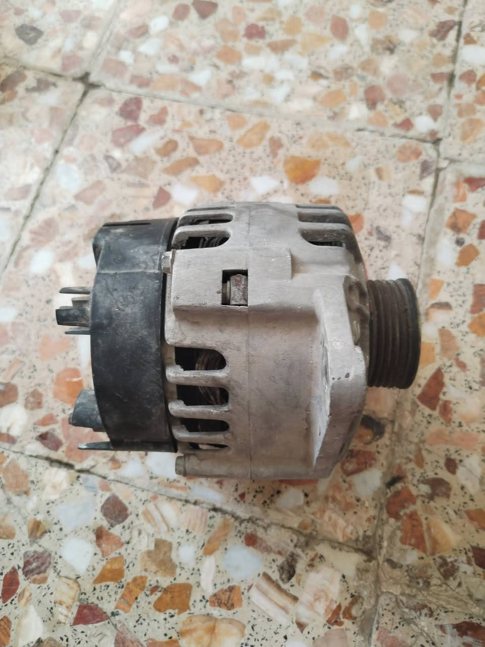 داينمو بيجو بارص شرط شغل شحنه 12 مكان ديوانيه سعر خاص او الاتصال ***********
