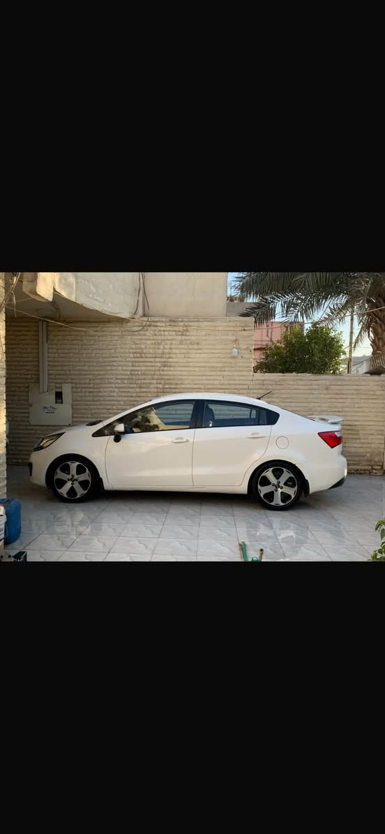 السلام عليكم كيا ريو ٢٠١٢ خليجي بيه بنيد وباب الصدر مبدلات بدون دواخل سياره جديده ادامه كامله ماشيه ١٦٠ رقم بابل تحويل مباشر مكاني بابل ***********
السعر ٨٠ وبيه مجال قليل
