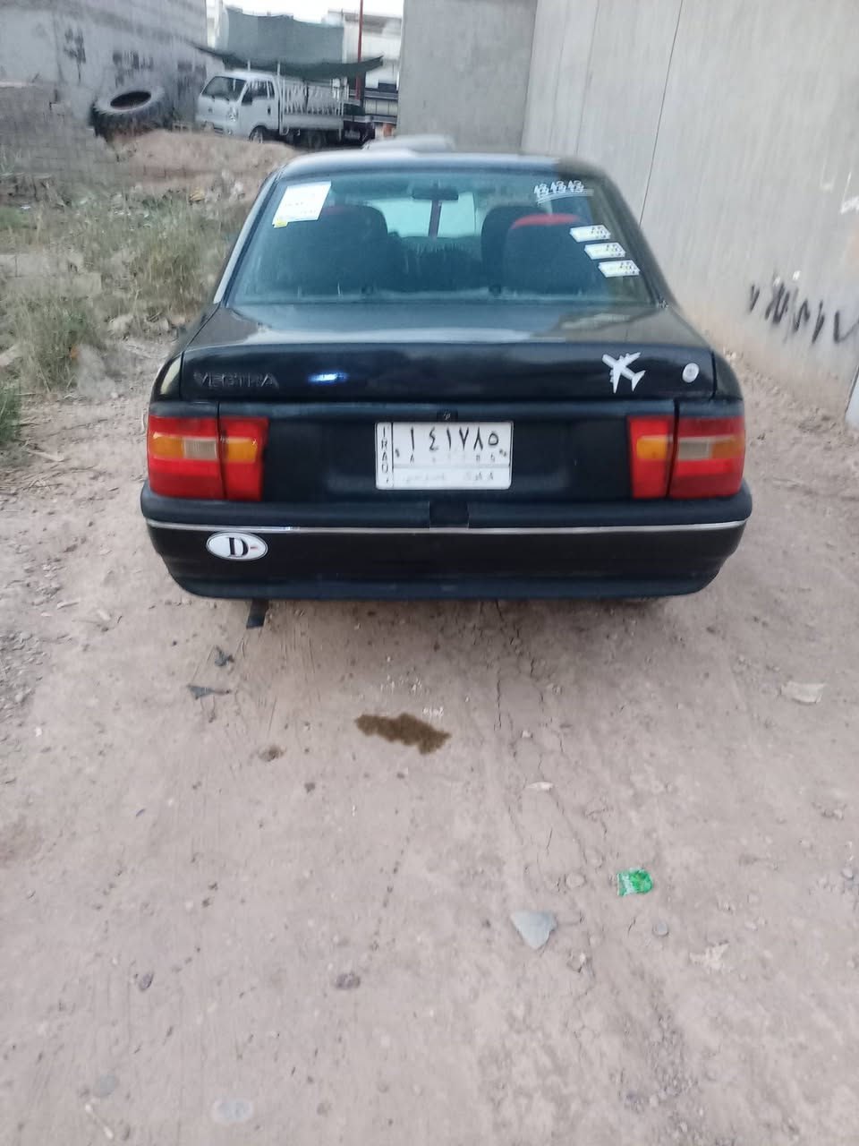 اوبل فيكترا للبيع موديل 1992 سنويه بسمي مشروع وطني لحد 2031 محرك 16 كير محرك شرط لا صرف لا بخار استيرن باور سقف سلايت كاهربائياته شغال رقم دولي تستلم شرط الوكاله و التحويل ملاحظة السياره بدون ضربه و بدون خياس مكان السياره كركوك السعر 35 للاستفسار ***********

