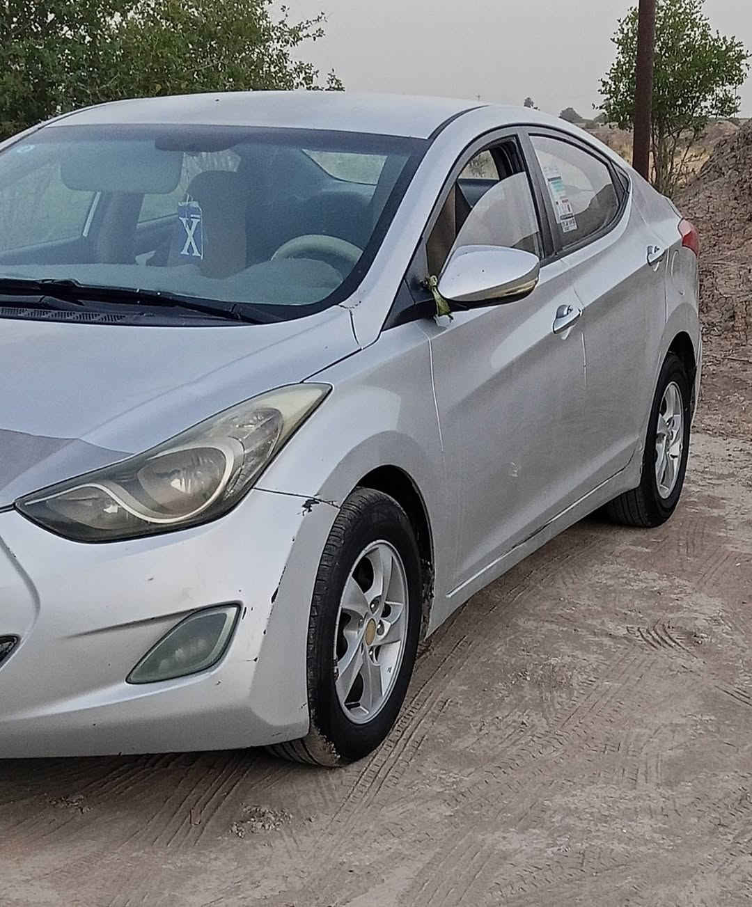 (اللهم صل على محمد وآل محمد) 
السلام عليكم ورحمة الله وبركاته
الانترة 2012 خليجي محرك 1800
سيارة مكينة وحدادية وتخم تاير جديد تبريد خير من الله فتح قفل عل سويج سيارة بلادية السونار بل منشور رقم انگليزي مثنى سيارة جاهزة مكان السماوة رميثة السعر 90 وبيك خير وتلل اني رجال بياع للشراي   الرقم(***********)
