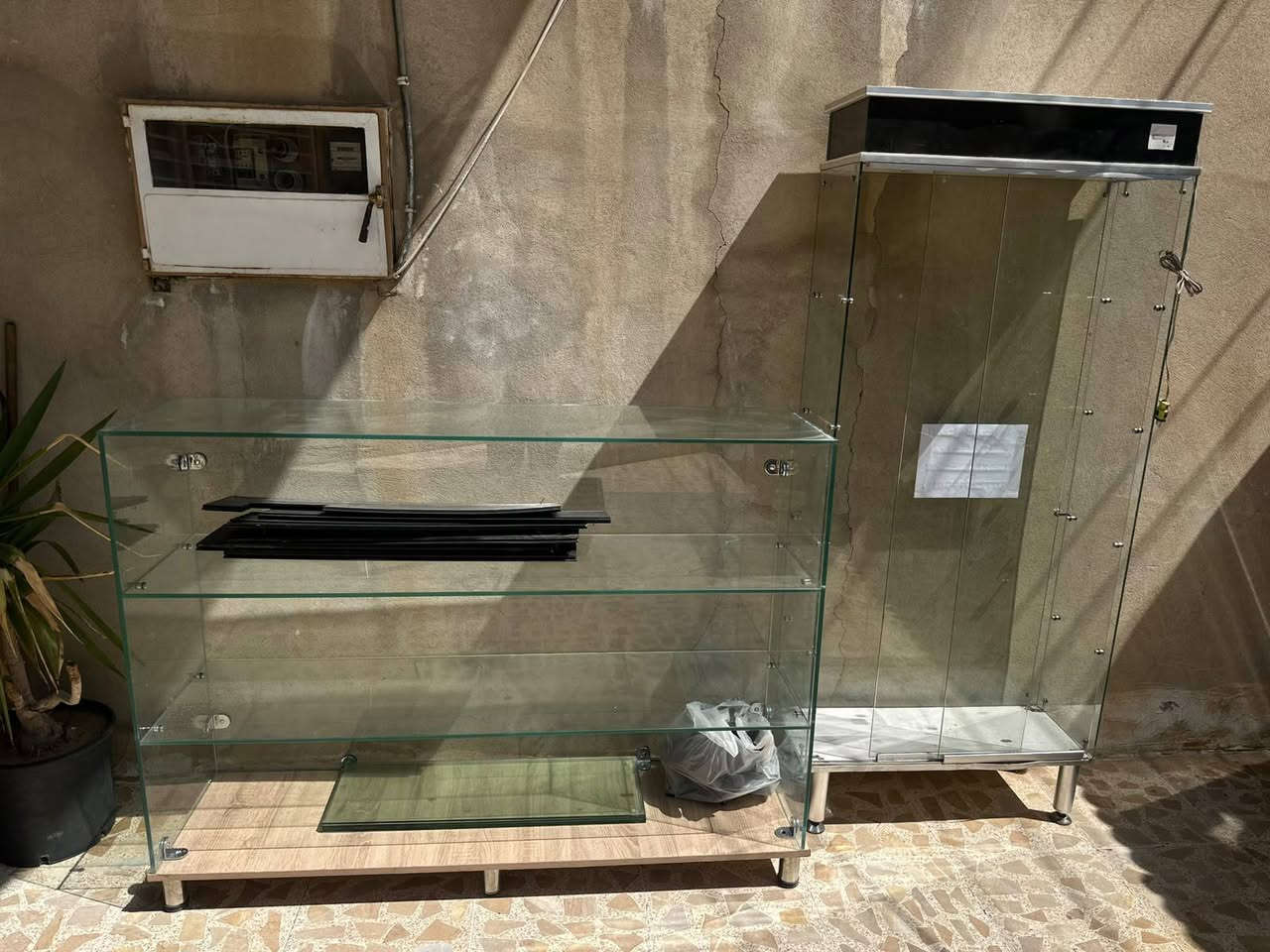 السلام عليكم غراض محل للبيع استخدام شي قليل موقع موصل
الفاترينا العامودية 175 الف 

الفاترينا السطحية 175 الف

الميز المكتبي  65 الف 

عارضة نظارات 55 الف 

الموقع موصل حي المصارف 

للاستفسار الاتصال على الرقم 
***********
