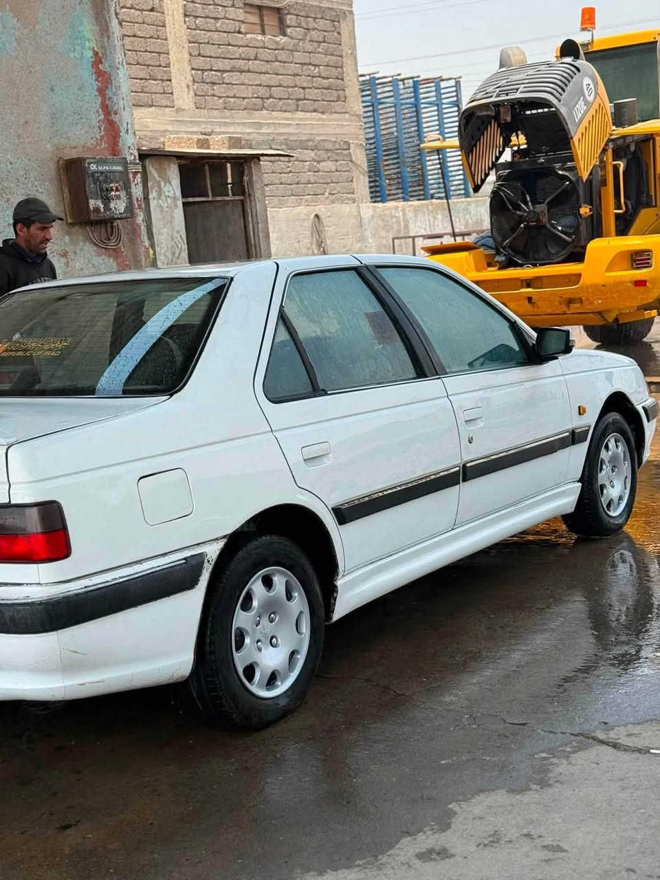 بيجو بارس اوتوماتيك للبيع
2011 

بلا ضرر او تعديل 

رقم مسطرة 

محرك فرنسي 

سعر 45 بي مجال قليل ابو ال 30 لاتخبر  مابيع لاتعب نفسك 

للتواصل ***********
