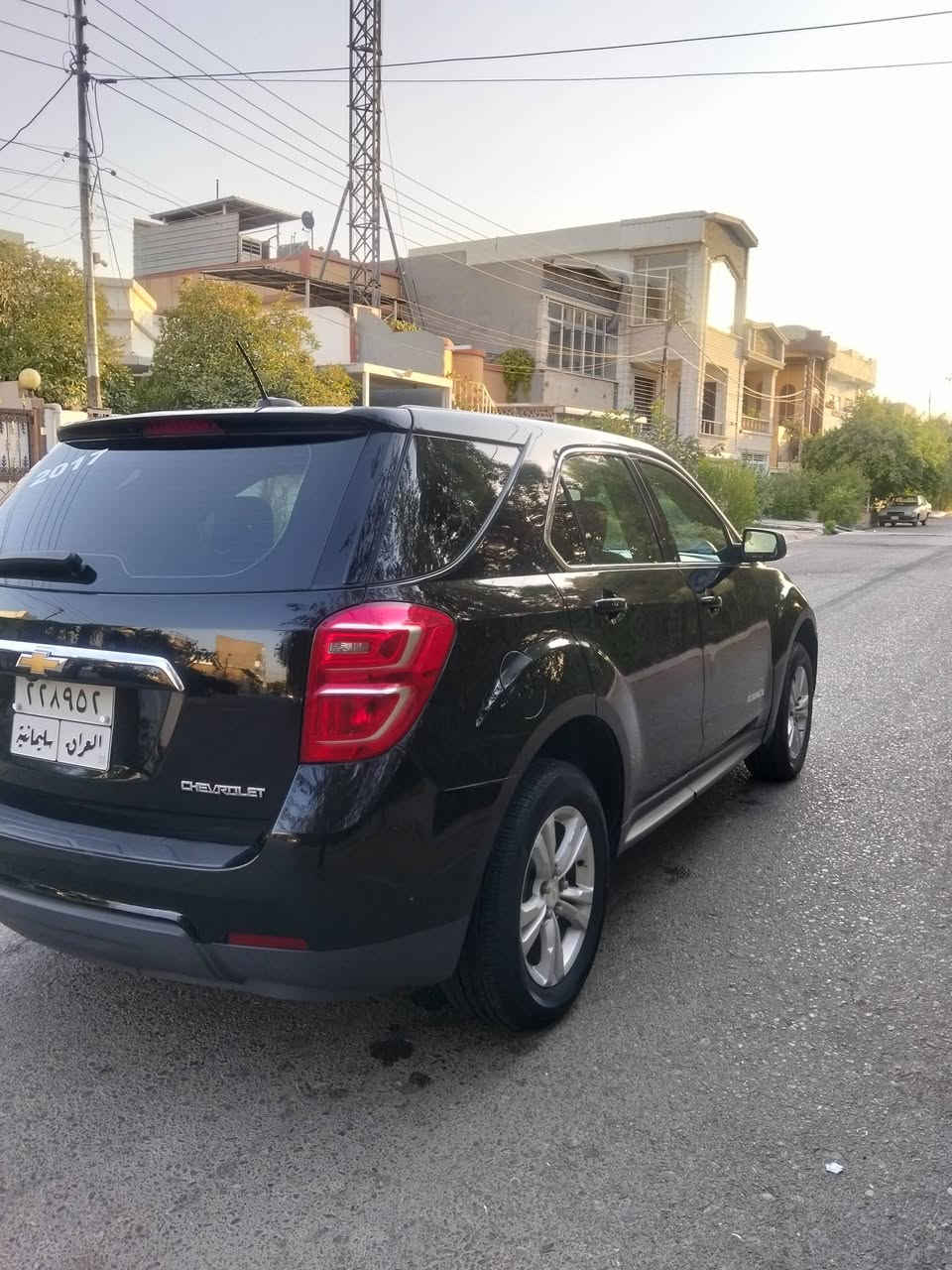 Chevrolet Equinox✨
***********📞
شـوفـرلـيـت ايـكـونـيـكس 
موديل 2017✅
رقـم سـلـيـمـآنـيـه✅
﴿الضرر چامرلغ أربع اصابع تعديل حار و بنيد اربع اصابع تعديل حار و صبغ فقط﴾
شـاشـه ✅
تـحكم سـتيرن✅
.2.500مكينه✅
بطاقة بانزين✅
صدر امامي خلفي جديد ✅
تايرات جديد ✅ 
السياره باسمي تريد وكالة تحويل حاضر ✅
سعر السياره 110📍
مكان السياره كركوك 📍 
الشراي يخابر 📞 
***********
