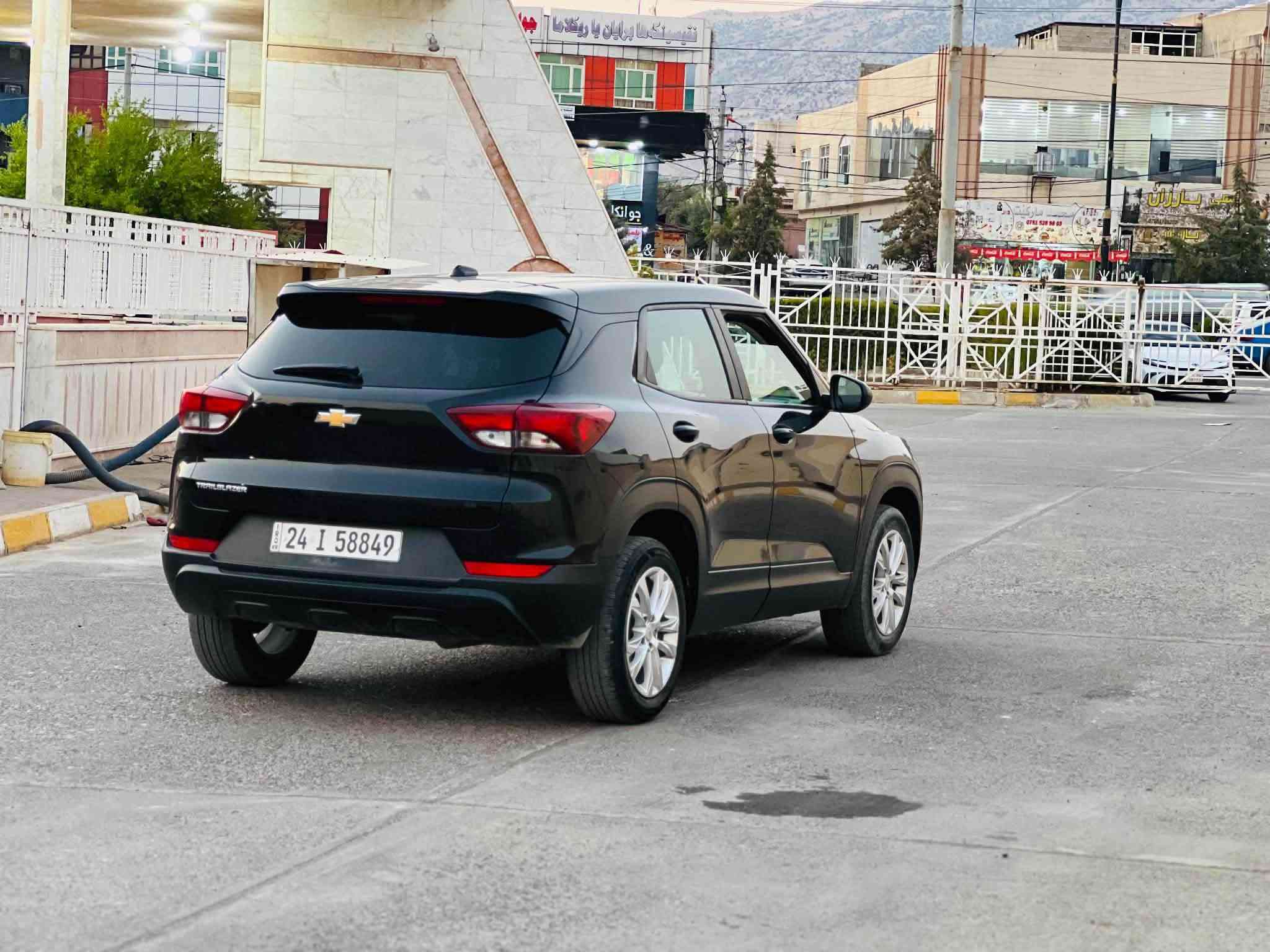 شوفرليت ترابلايزر 2023 بدون صبغ بدون ارباك نص مواصفات سعر 127
*********** اكر, نينوى
