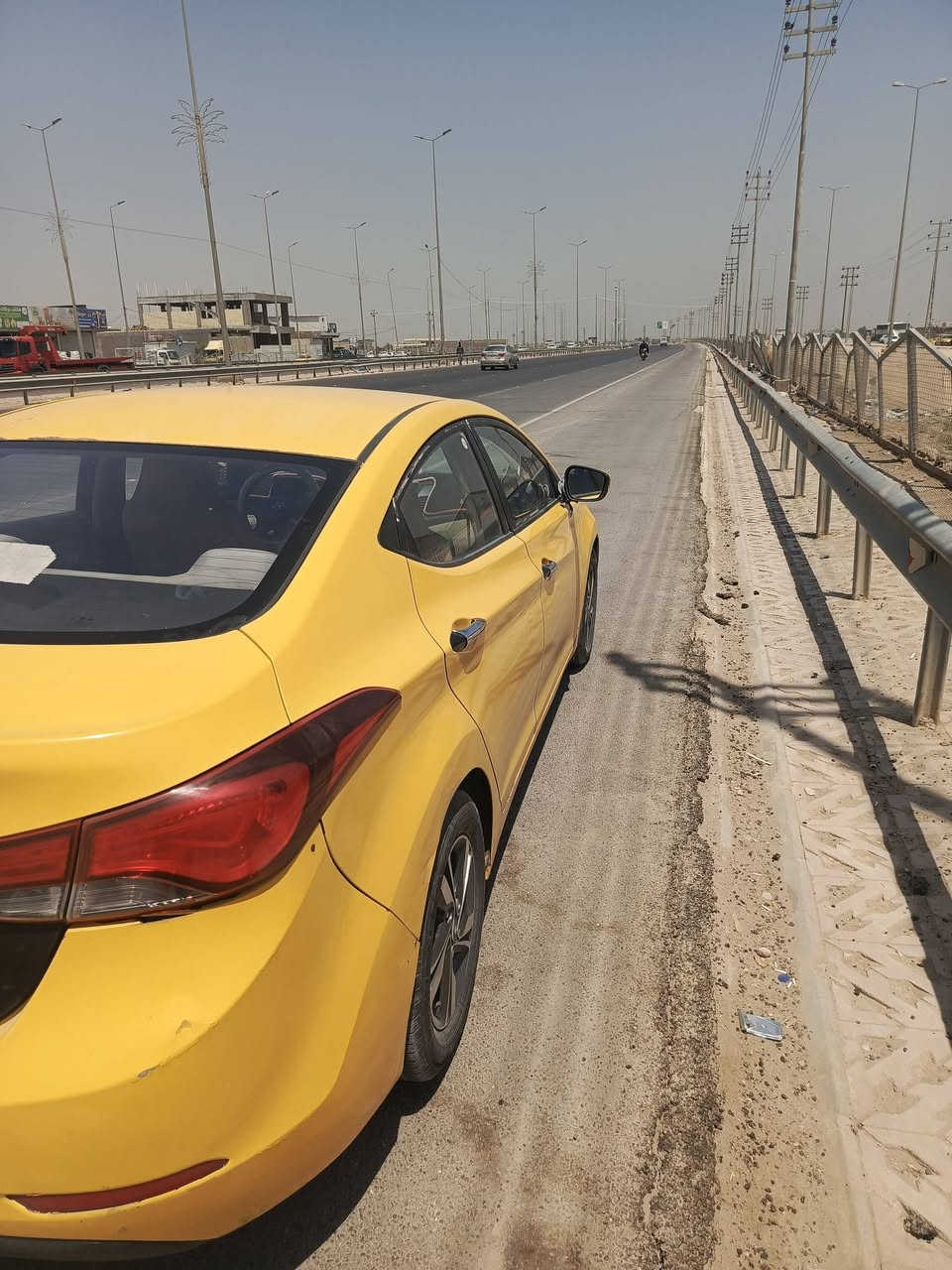 للبيع سياره النتره بسمي ثاني يوم مداور مشروع وطني مداور بكربلاء رقم دولي  مديل 14 مكفوله بيه فقط بس بنيد مبدل كير مكينه مكفولات سياره حلوه مكينه 1600 تبريد شغال  دكشن عالي تحكمات ستيرن اشاير بل مري تخم تاير جديد ربع ماتصرف عليه سياره جاهزه من كلشي  السعر 115 وبيه مجال مكان كربلاء فريحه ***********
