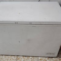 مجمده للبيع سعر 250الف وبيها مجال الرقم 07726177669