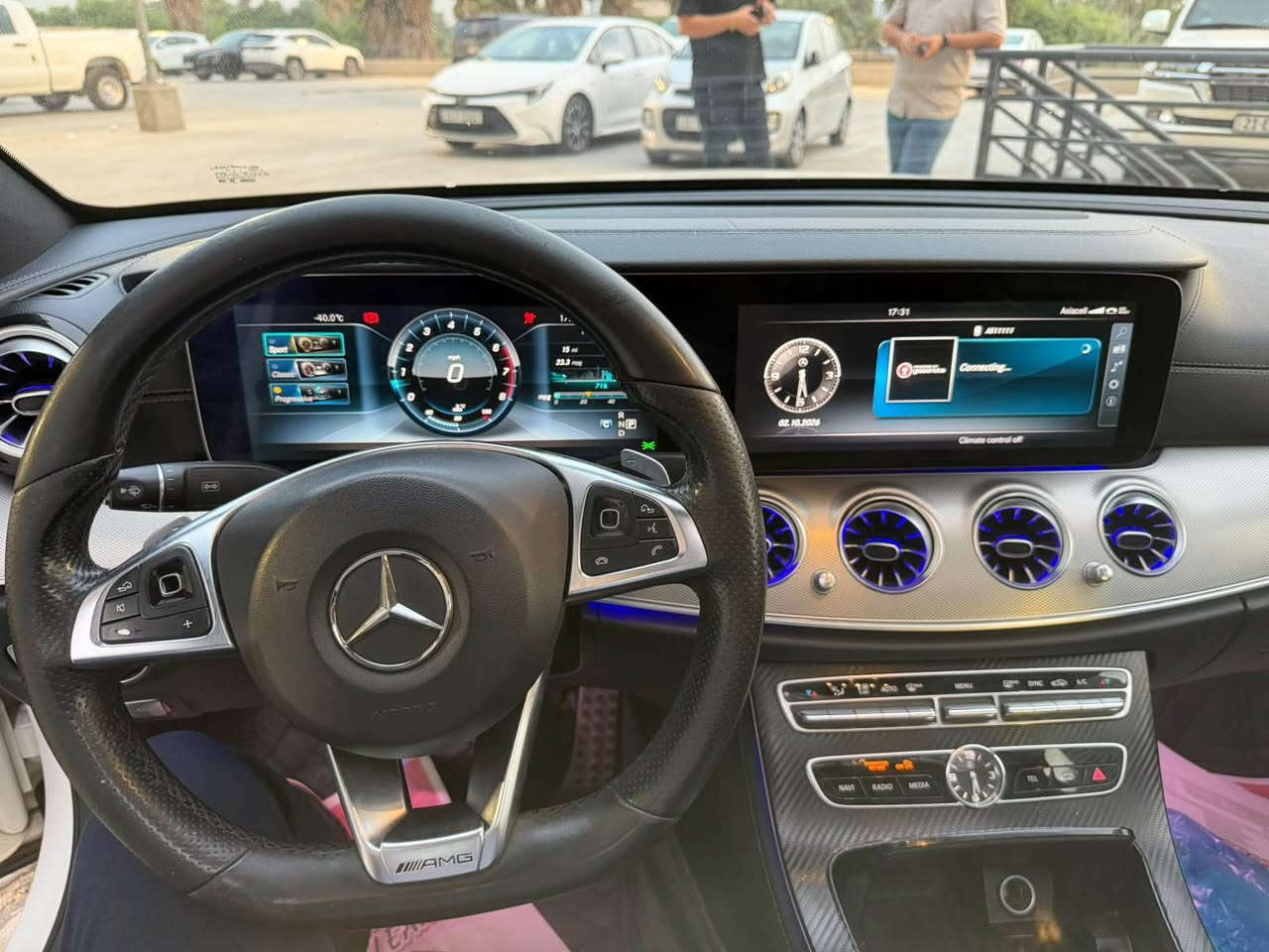 مارسدس  E200  AMG 2017

خليجي كفاله عامه

4 سلندر 2000 تيربو 

ماشية 73ميل   

كشنات تدفئة وتبريد 

بصمة تشغيل 

العداد الكتروني شاشة متصلة 

دبل ماوس

كاميرات عدد 5 

رادار مانع تصادم امامي 

حساسات أمامية خلفية 

انارة ترحيب مري 

حزمة الوان داخلية مميزة 

كشنات كهربائي 

كشنات تدفئة 

لايت LED زينون 

4 انظمة قيادة 

سستم سماعات 

نظام اوتو ستوب 

وبيها بعد مواصفات اخرى

تدفئة مرايا جانبية 

جنطة كهرباء  

بانوراما 

‎5 وضعيات قيادة 

شفتات ستيرن 

داتا شو 

فووول مواصفات اعلى مواصفات بالمارسيدس 

سياره خليجي كفاله عامه بدون صبغ  بدون صبغ 

***********

 

هزه وسنويه جديده قبل سبوع كملتها يعني تحويل ثاني بدون ميحتاج هزه

بغداد الغدير او زيونه

 السعر 240 وبيها مجال وماكو هيج سعر بالنسبه نضافتها وكلين ووفول ومواصفات بغداد, العراق

نص مكتوب في الصور:
- 6:31 م