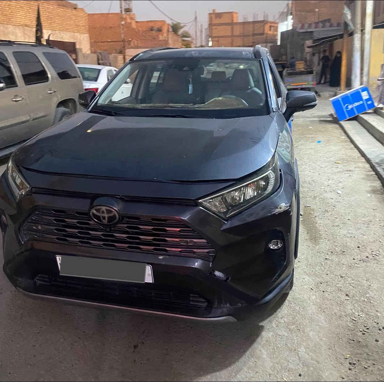 راف 𝟒
مديل 2019
وارد امريكي - صور الحادث مرفقة 
فول مواصفات 
جنطه كهرباء 
كشنات تدفئة تبريد 
كشنات كهرباء
بنراما 
فور ويل
هاندبريك دكمه وهواييي مواصفات 
رقم بغداد ب اسمي تحويل مباشر
مكان سياره بابل 
للاستفسار: *********** 
رجاءً بس شراي يتصل
