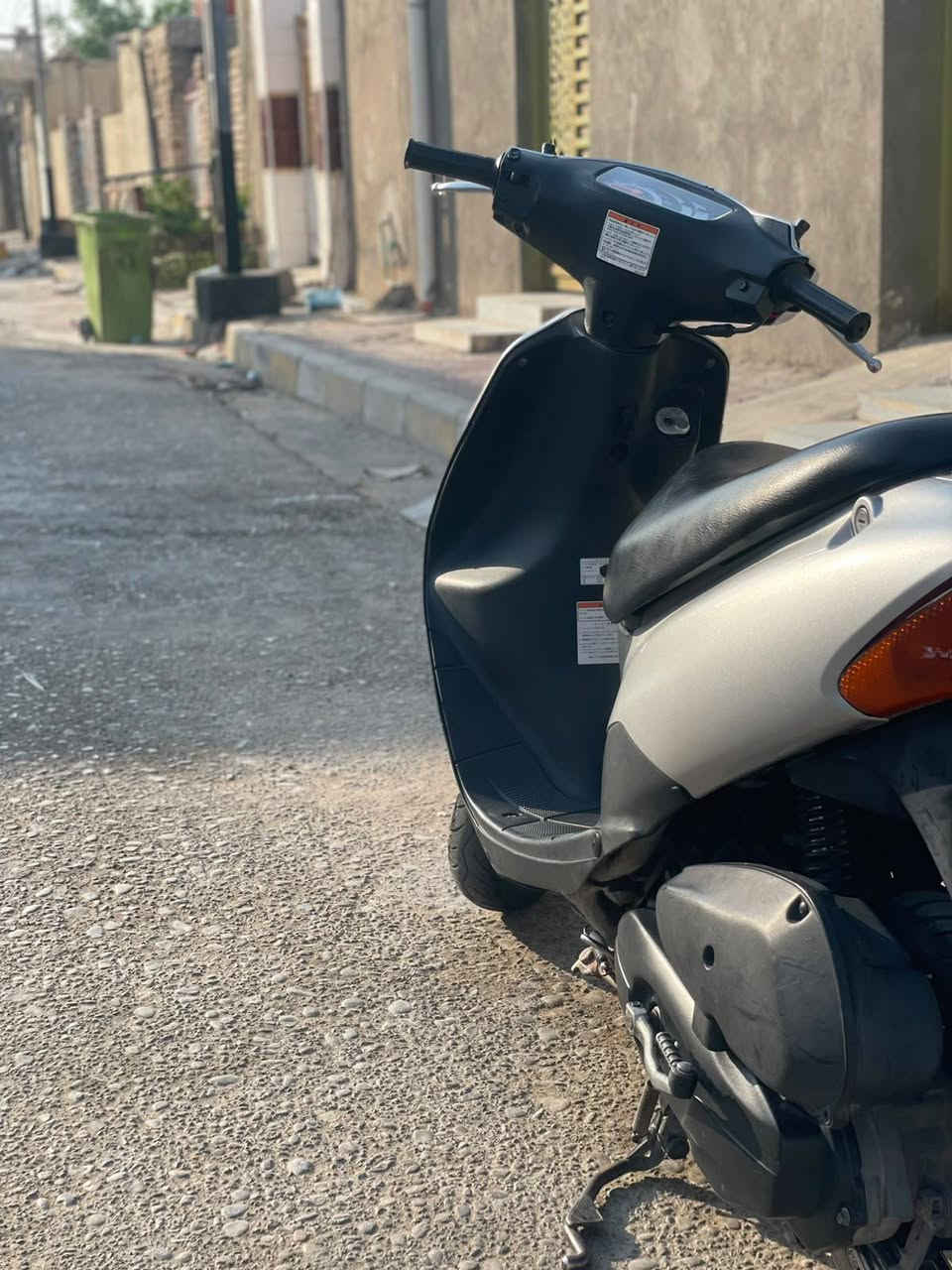 للبيع ساسوكي رياضي تقريبن صالهة شهر من طالعة من الوكيل
الدراجة كلشي بيهة  شغال         سلف وهندر 
ما مبدل بيهة اي شي ابد 
السعر 550.   وبيهة مجال الشراي يتصل ***********
