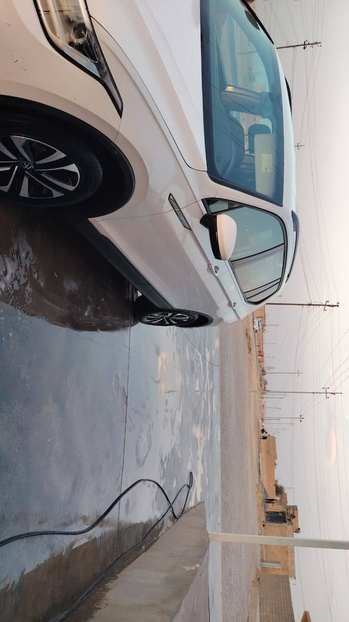 تيكوان موديل 2022
محرك 20TURBO 
7 راكب
الضرر 
1.جاملخ صبغ بدون دواخل 
2، نص بوند تعديل بارد
ايرباك بس استيرن
ماشية 55 الف ميل 
محرك كير شرط عالفحص
شرط التحويل 
السعر 172 ورقة وبي مجال 
رقم صاحب السيارة 
*********** 
غير متواجد ع الفيس
