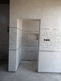 خلفه سيراميك بورسلين لوح شغل هندسي وبسعر مناسب 07809567247