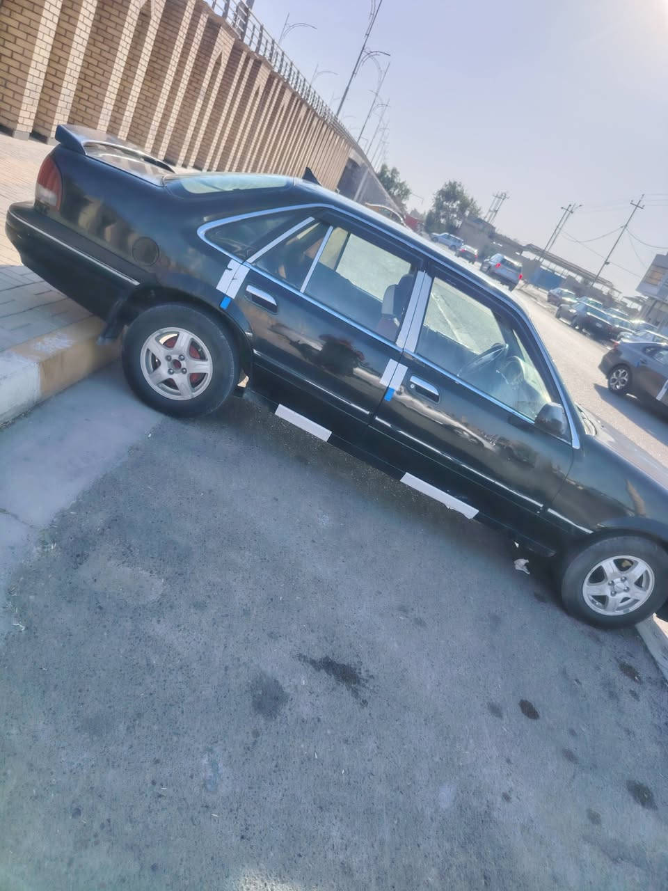 سلام عليكم دايو فراشه موديل 96 رقم بغداد انكليزي سنويه مشروع وطني لل 28هزه جديد تحويل مباشر محرك مفتوح وكير اوتوماتيك شرط كيرو محرك كصه  غراظ تبريدها بيها مكانات صبغ بلاديه جاهزه نضاف داخل زين  كهربايات كله شقاله السياره جاهزه السعر 29  الهاتف*********** مكان السياره الفلوجه
