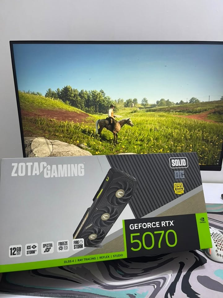 AMD Ryzen 5 7600X
Motherboard
MSI B650M Bomber WiFi
GPU
ZOTAC GeForce RTX 5070 12GB GDDR7
RAM
T-Force 32GB (2x16GB) 6000MHz CL30
Storage
Lexar NM620 1TB M.2 NVMe
Power Supply
Segotep GM750W 80+ Full Modular (White)
CPU Cooler
DeepCool AG400
Case
GameOn Go-Emperor (White)
مليونين و200
***********
