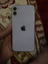 آيفون ١١ • ٦٤ جيجا • شاشة مستبدلة